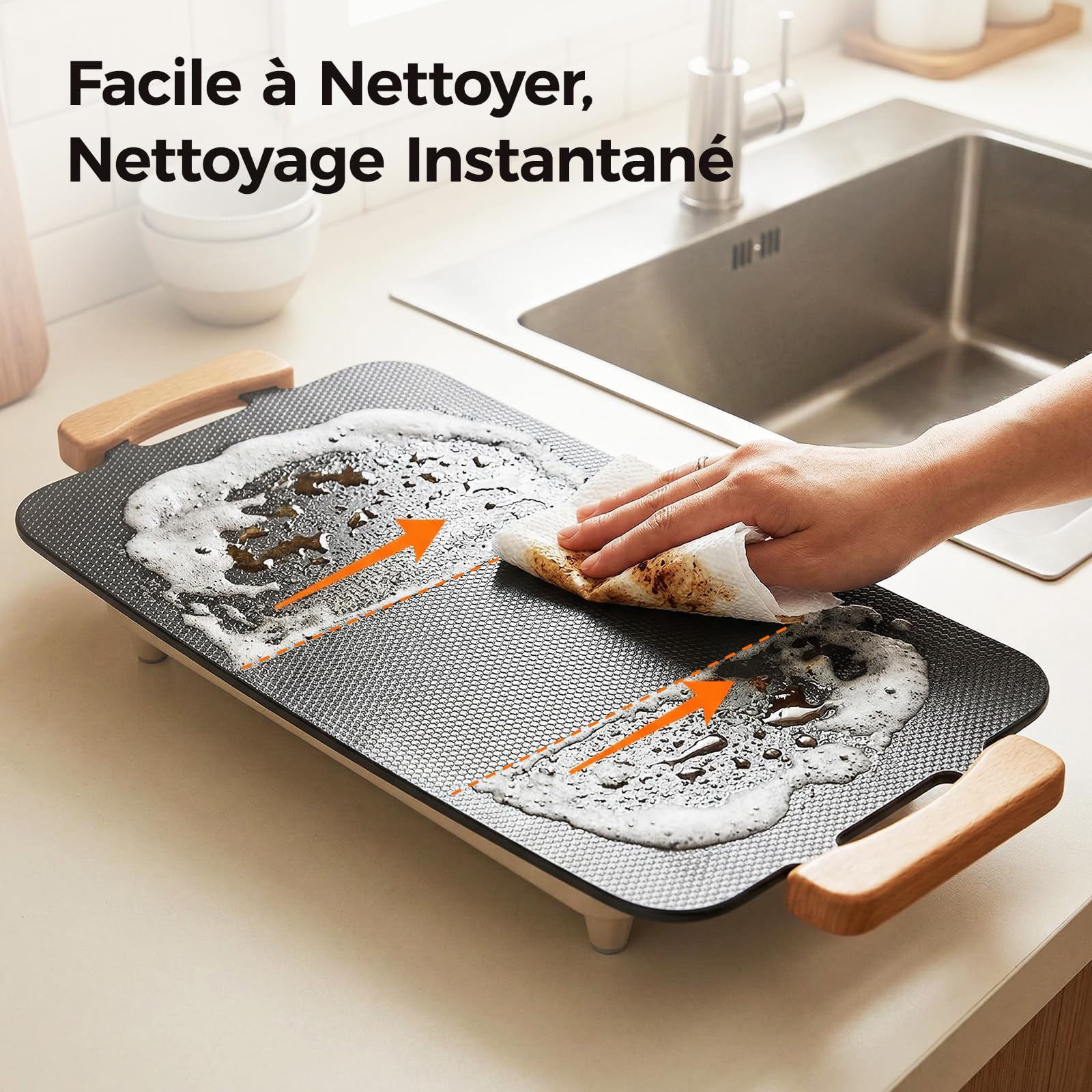 WOOX 1380W Plancha Électrique – Grande Surface (51x30 cm), Antiadhésif, Idéal Repas Famille, Pancakes & Grillades, Chauffe Rapide, Sans PFAS, Poignées en Chêne, Facile à Nettoyer