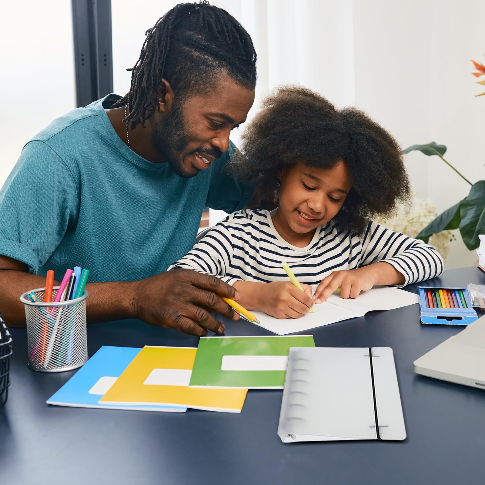 M&G Carnet De Notes Télescopique A5 20 Trous à Spirale, 60 Feuilles De Papier à Anneaux Rechargeable Avec Couverture Givrée Pour Bureau, Maison, Lignes Quadrillées