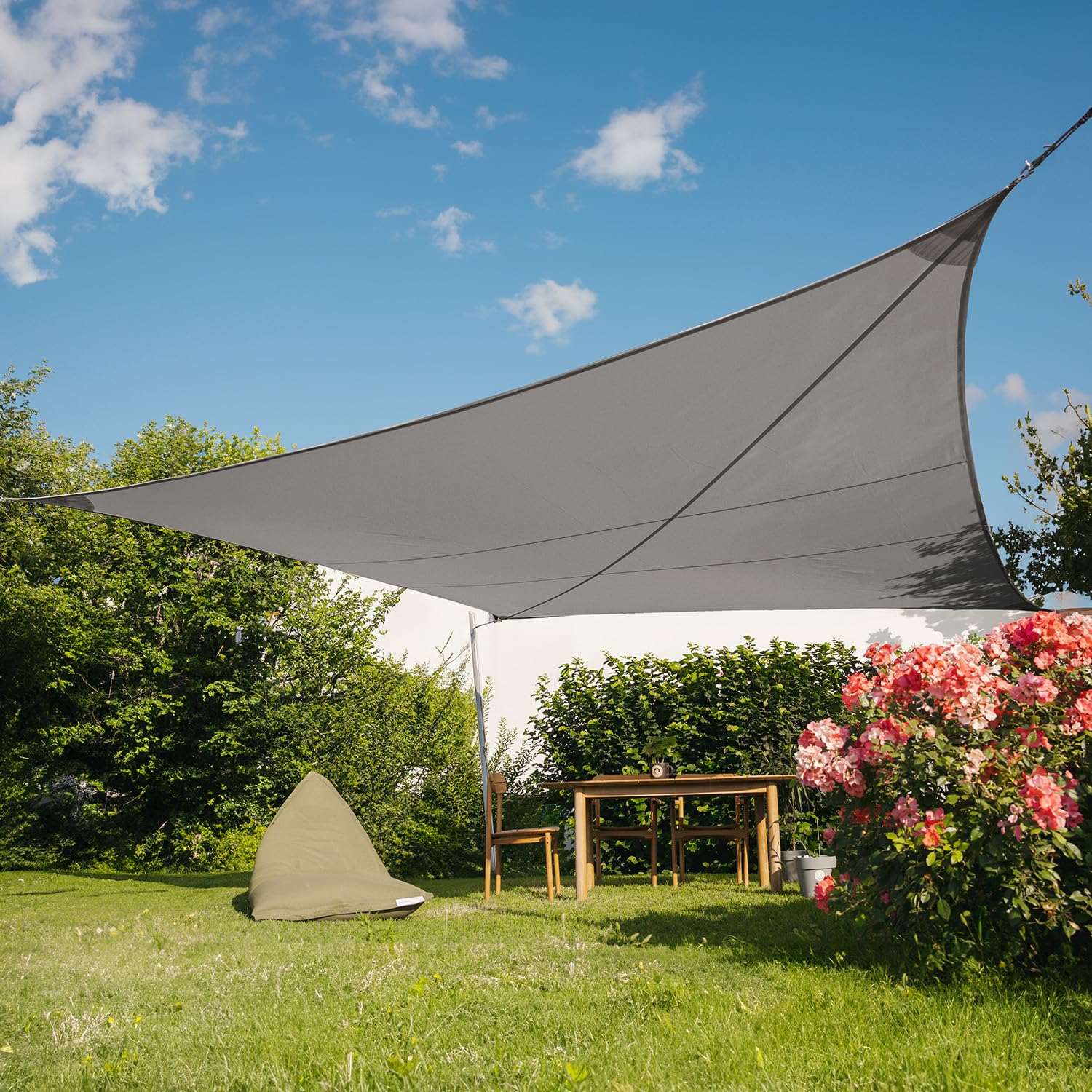 EZ Breez Sonnensegel wasserdicht - 4,5 x 4,5 m quadratisch - Graphit - UV-Schutz für Garten, Terrasse, Balkon und Pool