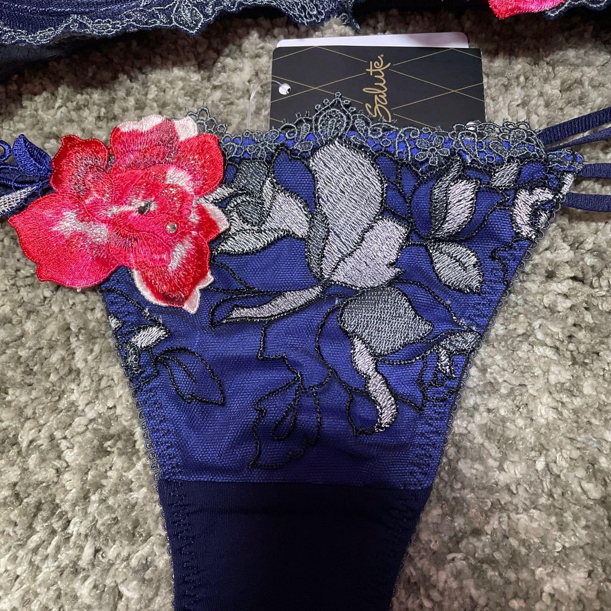 Wacoal salute 04 Rich Veil Bra E80 ※再値下げ Wacoal salute 04 Rich Veil Bra E80 Amazon.co.jp: Wacoal