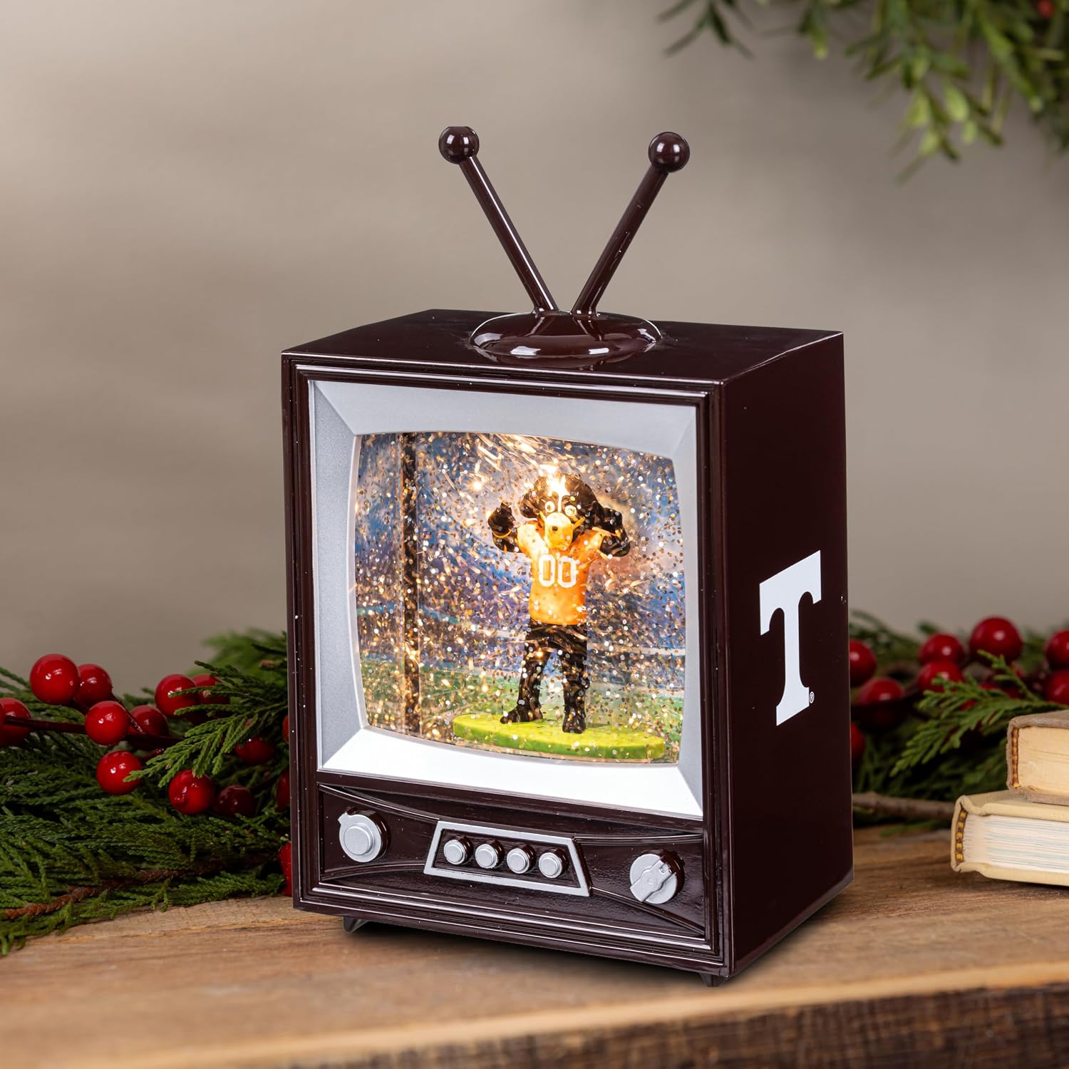 NCAA University of Tennessee Snow Globe Lantern, Vintage TV Water Globe with Lights & Swirling Glitter, Battery Operated Christmas Tabletop Decoration, College Sports Gift for Men & Women Fans