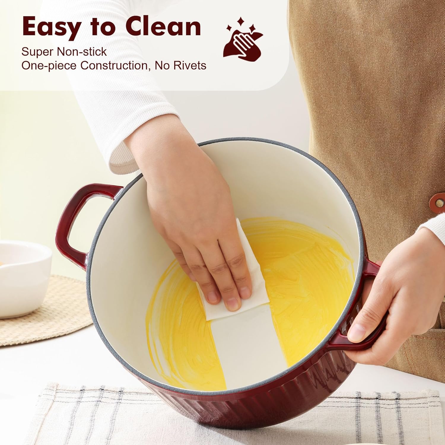 SENSARTE Enameled Cast Iron Dutch Oven Pot with Lid 3.5 Quart Heavy-Duty Round Dual Handles Kitchen Pot with Cotton Potholders & Silicone Trivet, Pot for Bread Baking, Stews, Braising, Roasting, Oven Safe up to 500°F, Red