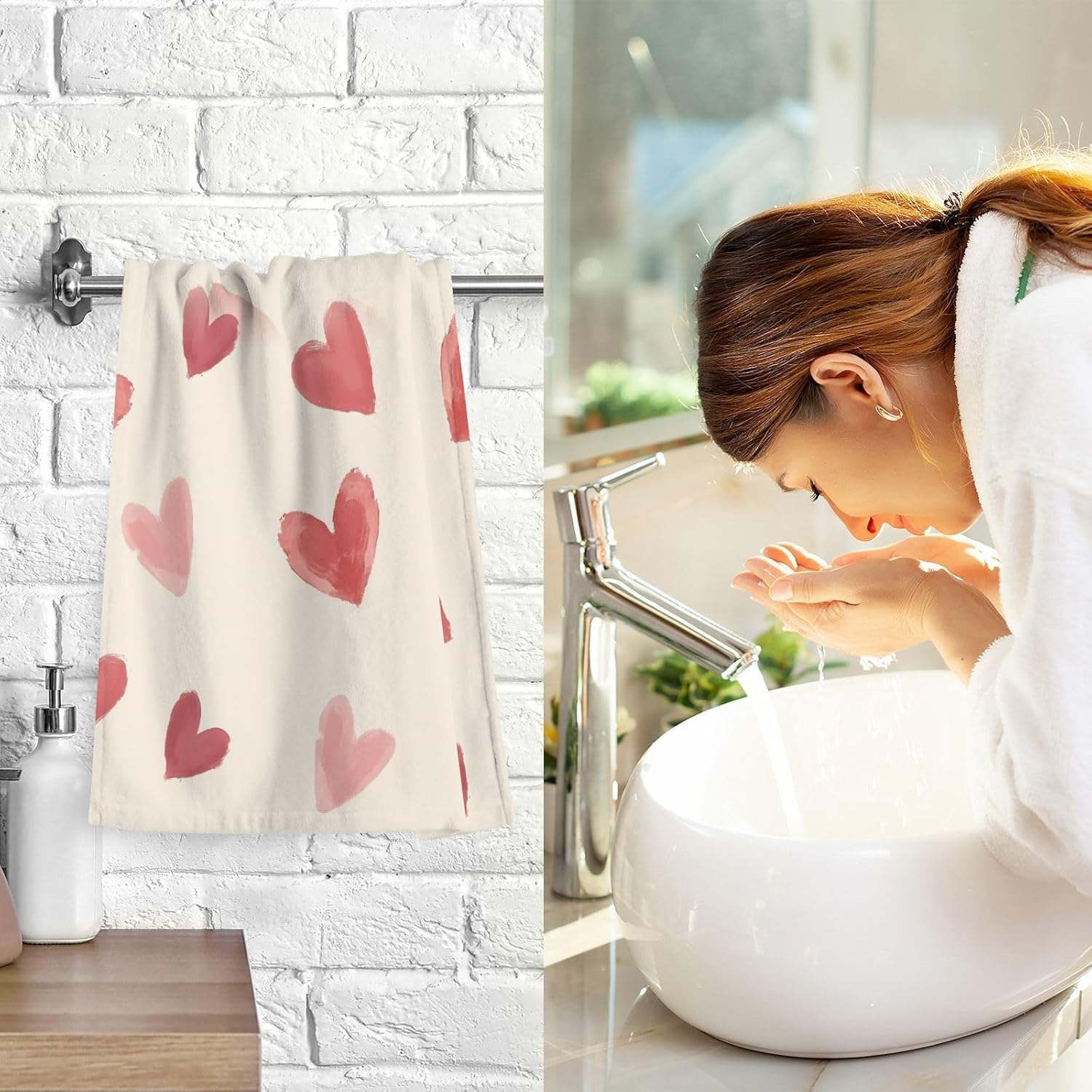 Cotton Hand Towels for Bathroom Set of 2 Watercolor Red Love Hearts Valentine’s Day Kitchen Towels Soft Bath Towel Absorbent Towels for for Face,Gym,Sports 16x28in