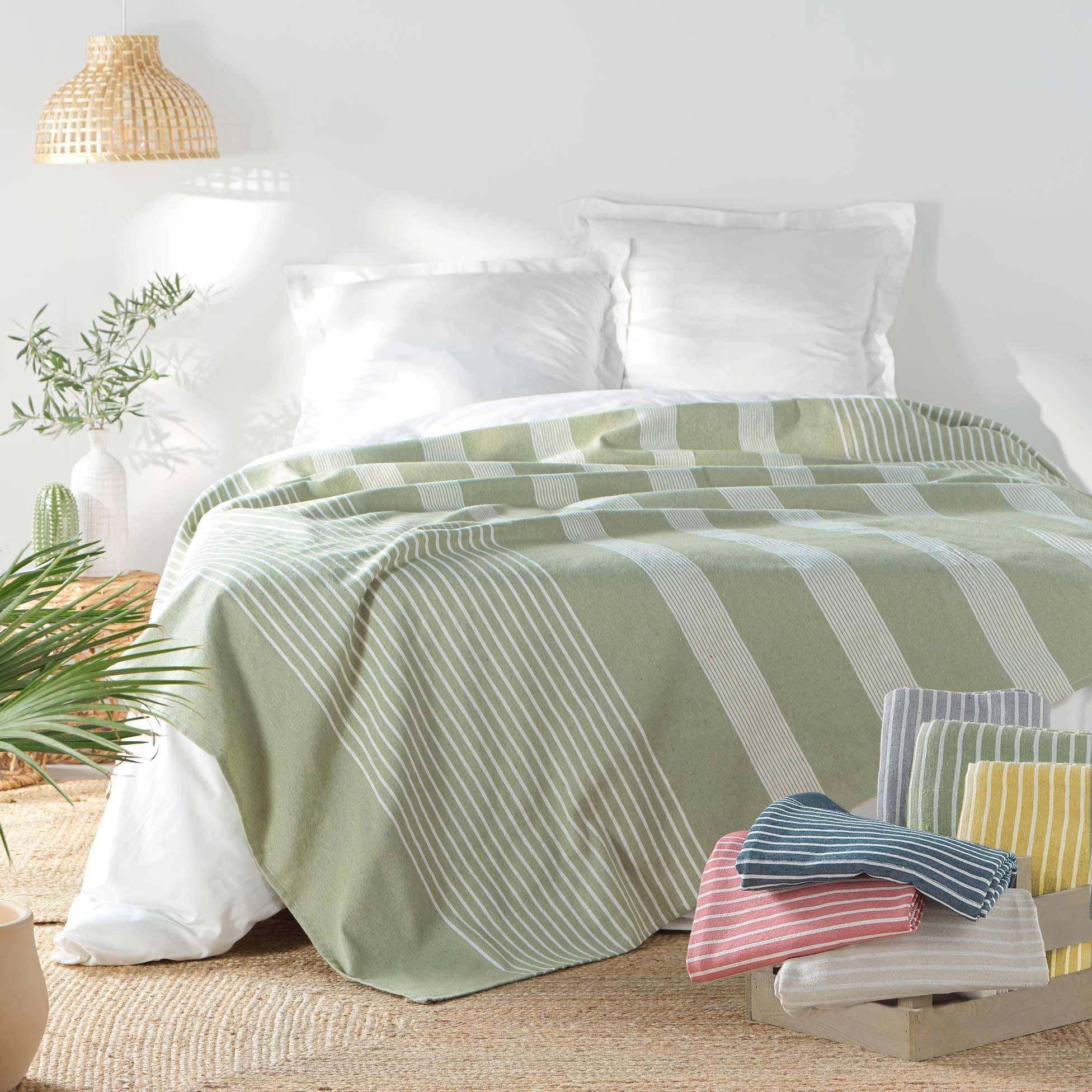 Douceur d'Intérieur, Tagesdecke (240 x 260 cm) Adele Salbei, Baumwolle & Polyester, gewebt Küche, Haushalt & Wohnen