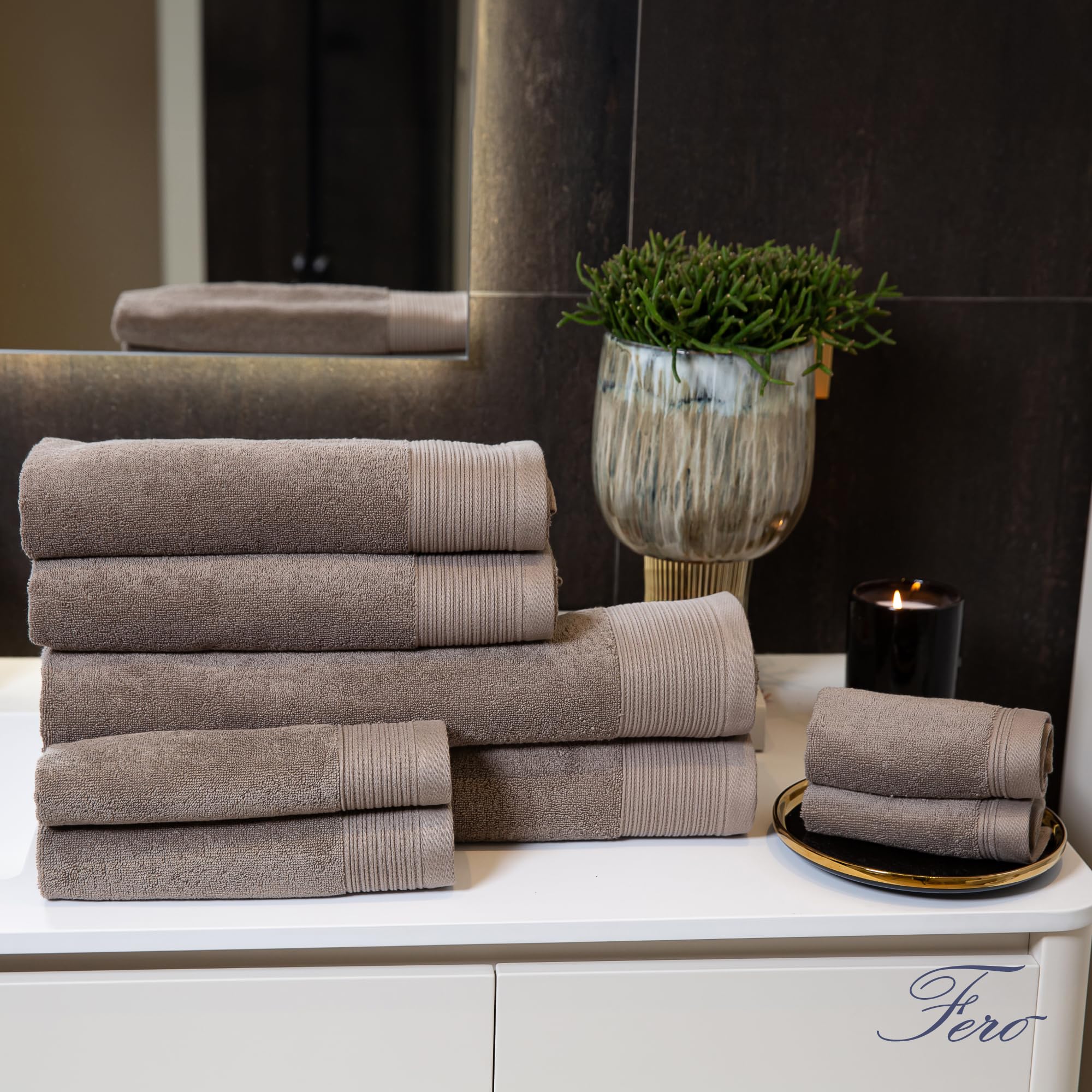 Ferò Juego de Toallas de Baño de 2 Piezas 100% Algodón Premium Low Twist, 550 g/m², Ultra Suaves y Absorbentes, Secado Rapido, Oeko-Tex, Diseño Italiano, 2 Toallas de Baño, 70x140 cm, Gris