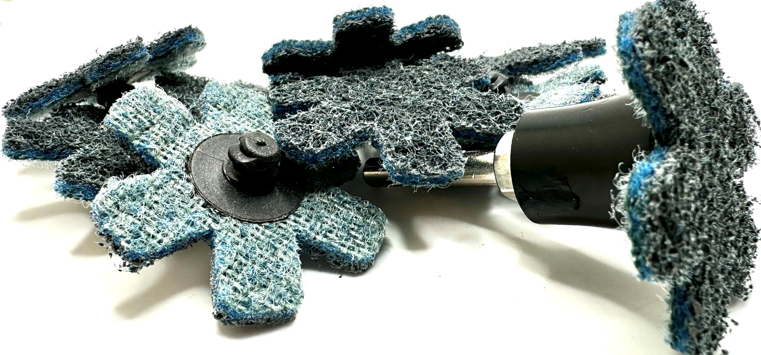 10 Pack 2” Very Fine Quick Change Surface Conditioning Stars, Ideal for Deburring, Polishing, Blending Inside of cylinders, Pipe, tubing, for Aluminum, Steel, Titanium - Includes Holder