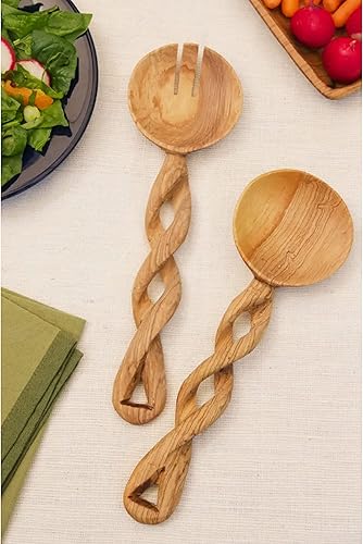 Miniatura 5 de Juego de utensilios de cocina de madera de olivo keniano tallada a mano con asas trenzadas y diseño de ensalada