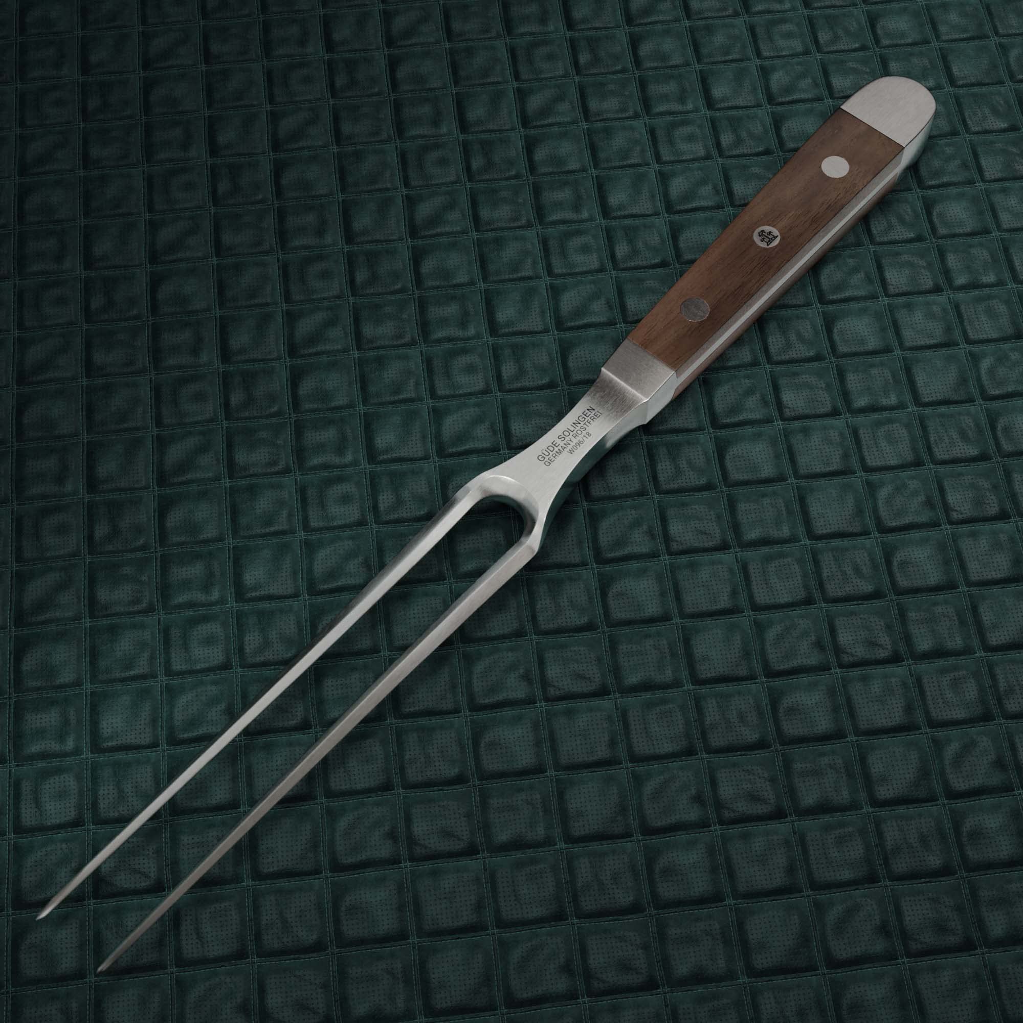 GÜDE Solingen - Fourchette à viande forgée, 18 cm, bois de noyer, ALPHA-WALNUT - double tour de cou, fabriqué à la main en Allemagne
