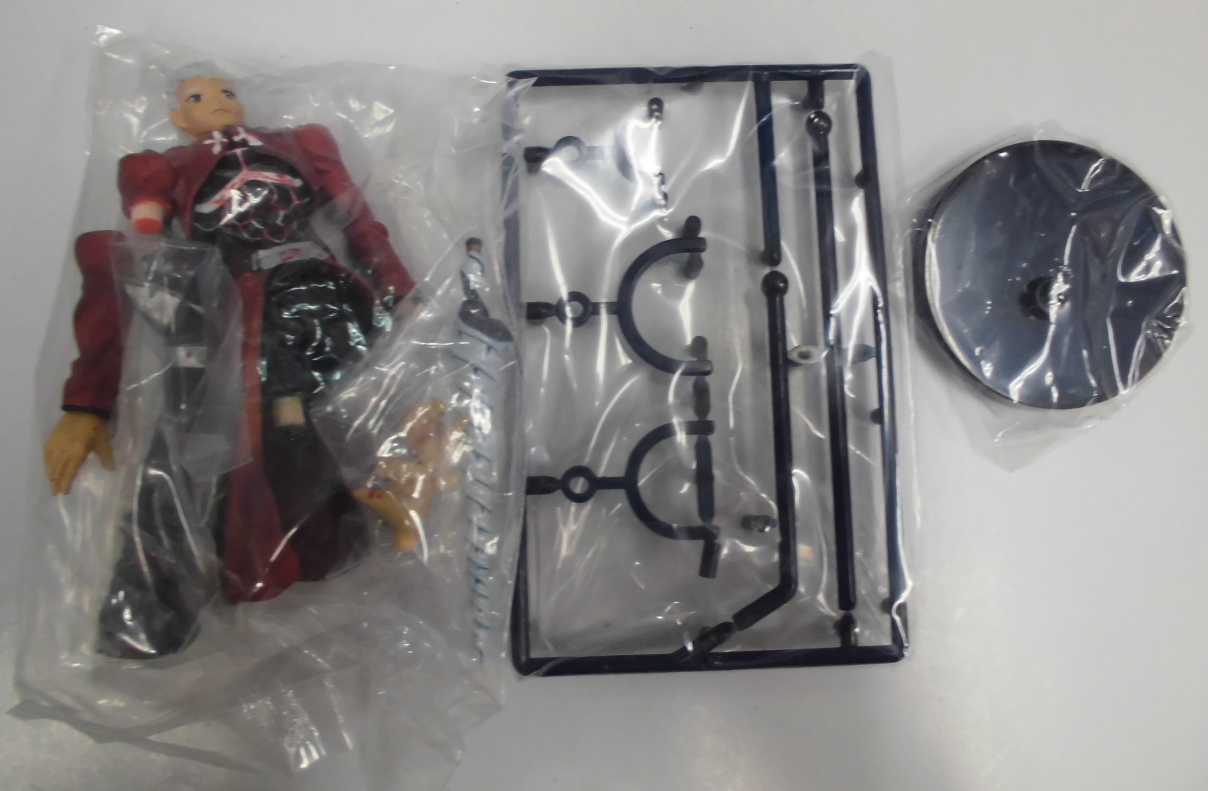 (未使用･未開封品)　Fate/stay night アーチャー (1/7スケール PVC 塗装済み 完成品) gsx453j Amazon | Fate/stay night アーチャー (1/7スケール PVC 塗装