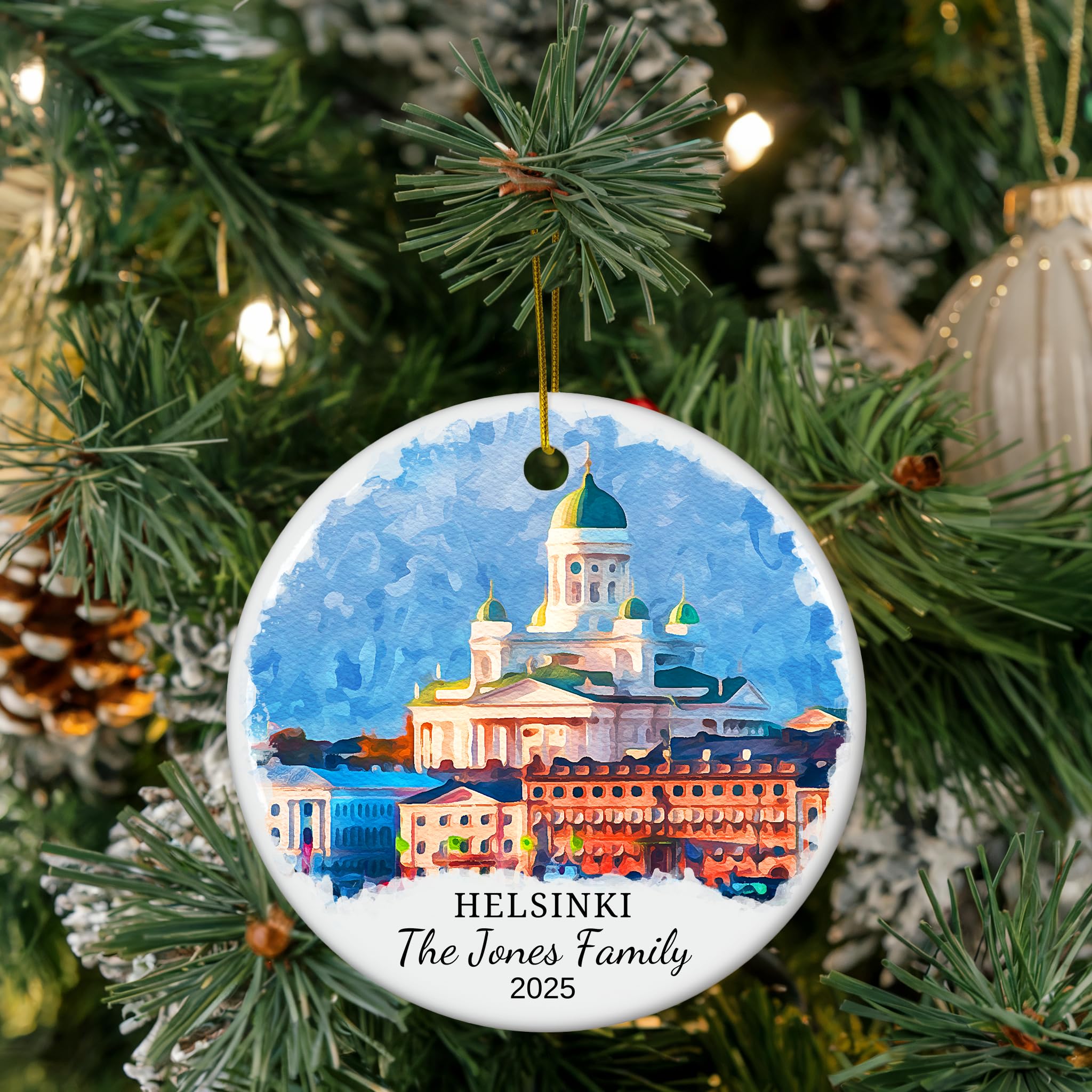 GENERIC Personalized Helsinki Christmas Ornament, Helsinki Travel Souvenir, Ceramic Round Hanging Ornament