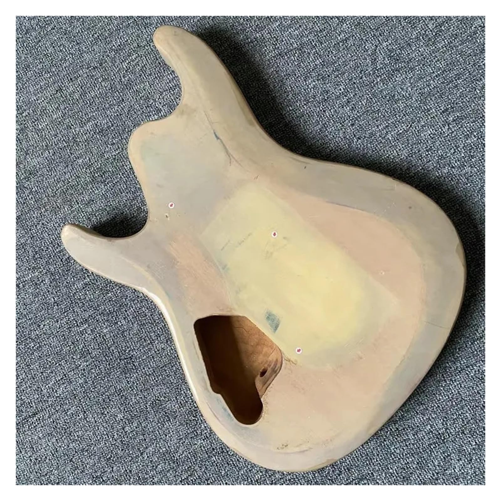 LB241 Decke aus geflammtem Ahorn + massive Mahagoni-Brücken, 6-saitige Version, unvollendeter E-Gitarren-Korpus