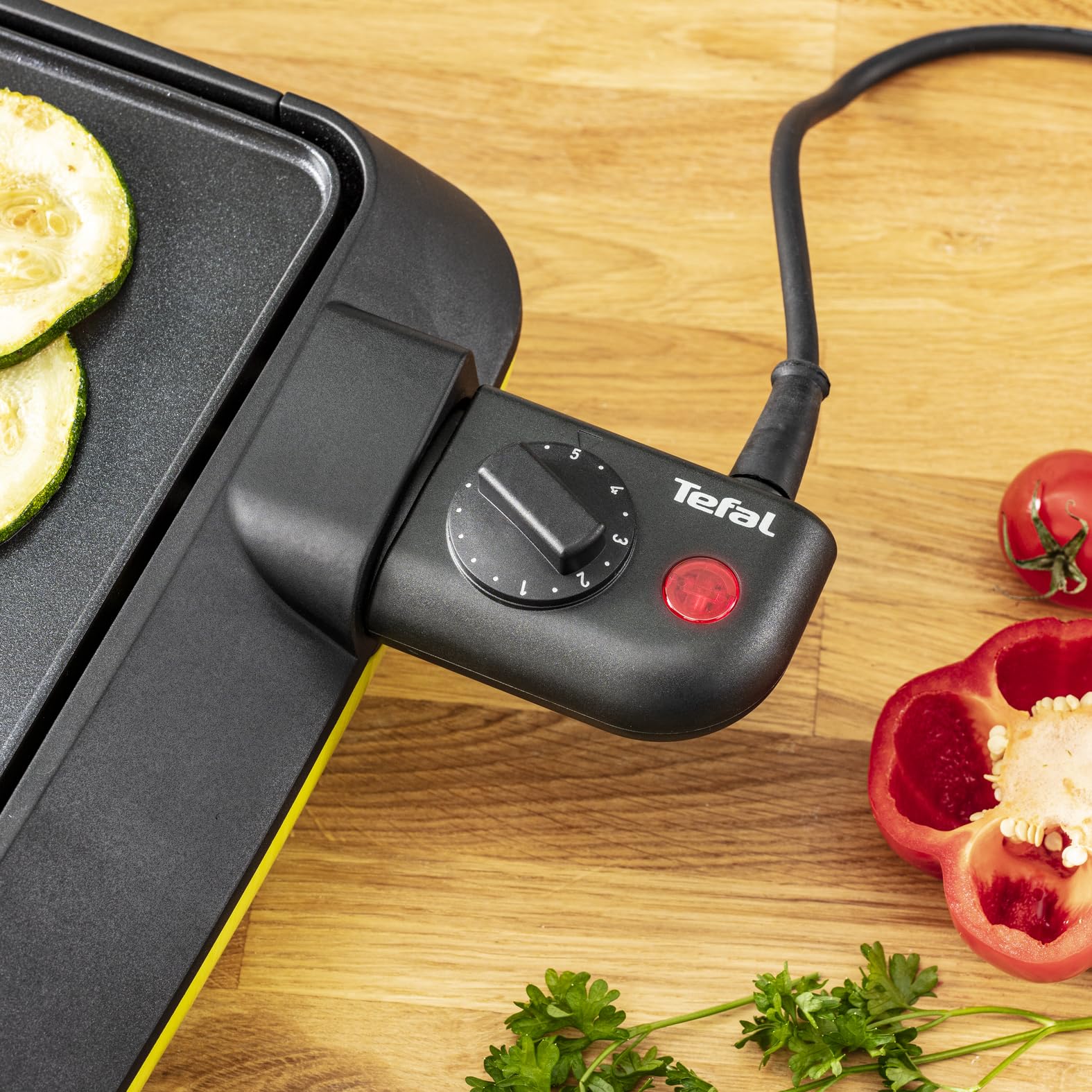 Tefal Colormania Plancha électrique, 2000 W, Revêtement antiadhésif, Jusqu'à 8 personnes, Compatible lave-vaisselle CB660301