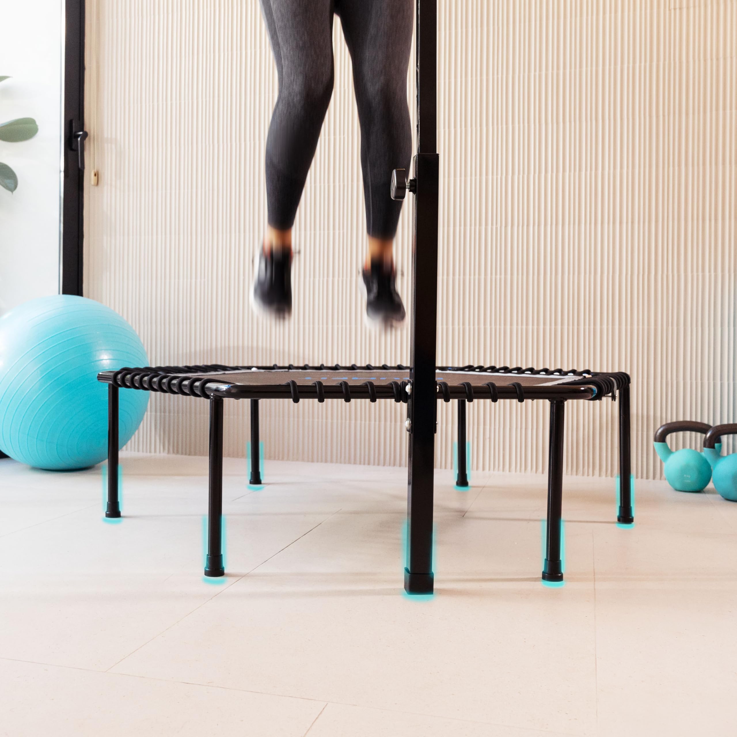 Cecotec Fitness Trampolin für Erwachsene, Ø 92-127 cm, abnehmbar und faltbar, Drumfit Jump. Elastisches Bett mit 92 und 127 cm, Basis von 6-7 Beinen, maximales Gewicht 100 kg