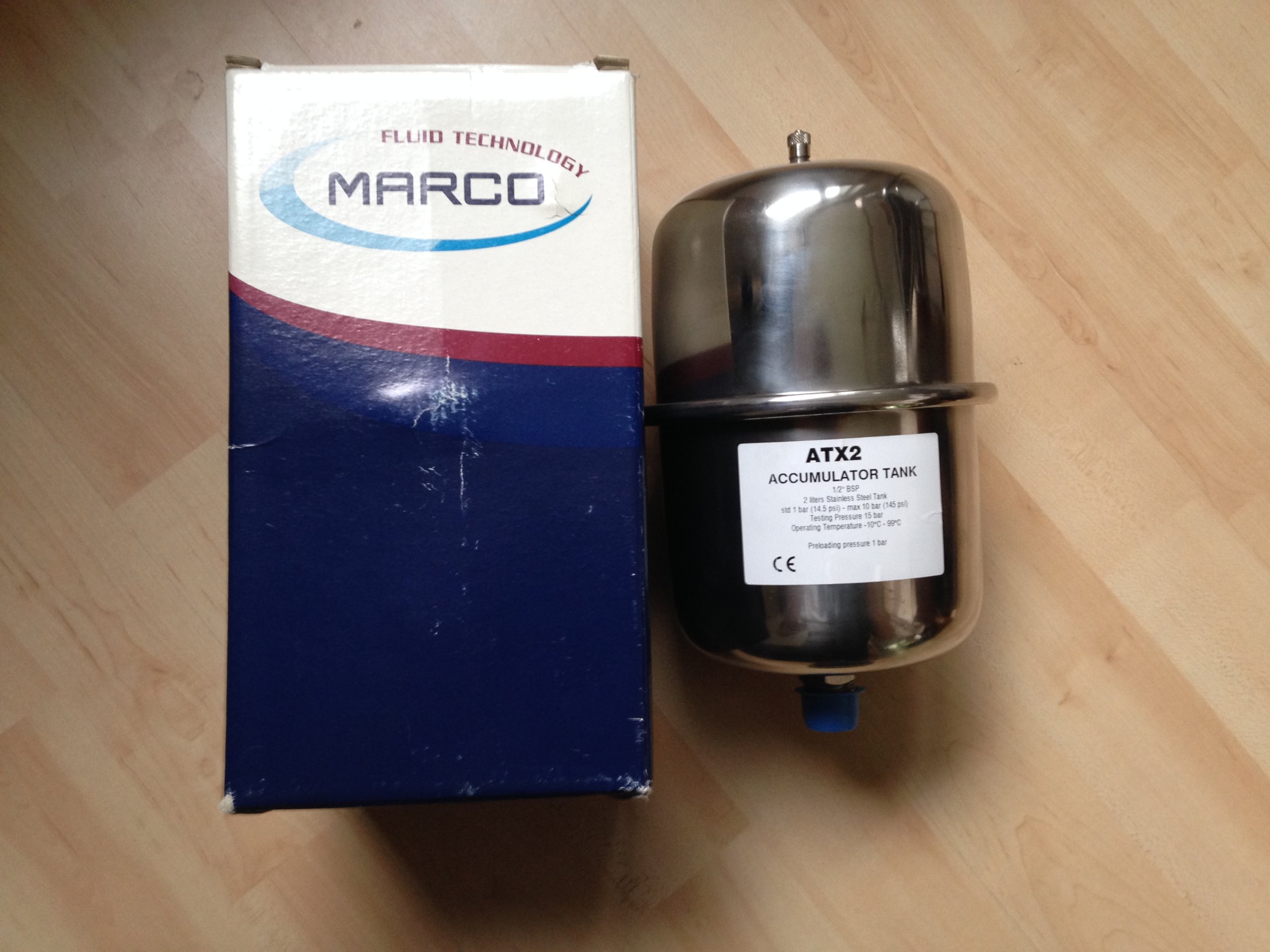 MARCO Réservoir de pression pour plante en acier inoxydable, capacité 2 litres, max. Pression 10 bars, diamètre 130 mm, hauteur 230 mm, pour extérieur