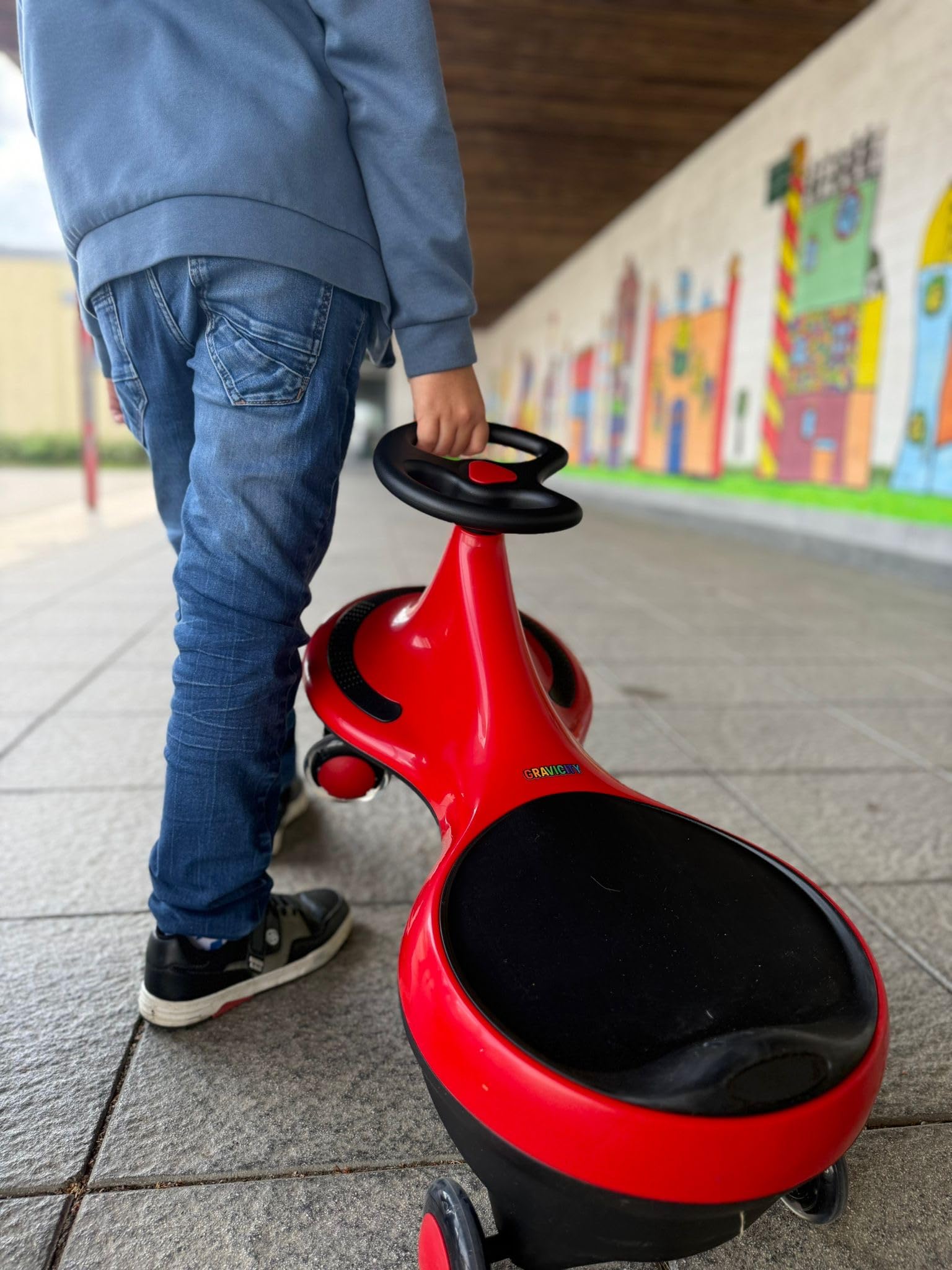 Rutschauto Swingcar Kinderfahrzeug Indoor & Outdoor geeignet Wackelauto GRAVICITY Ride-on Fahrzeug ohne Pedale Schaukelauto Spielzeugauto Wiggle Car.