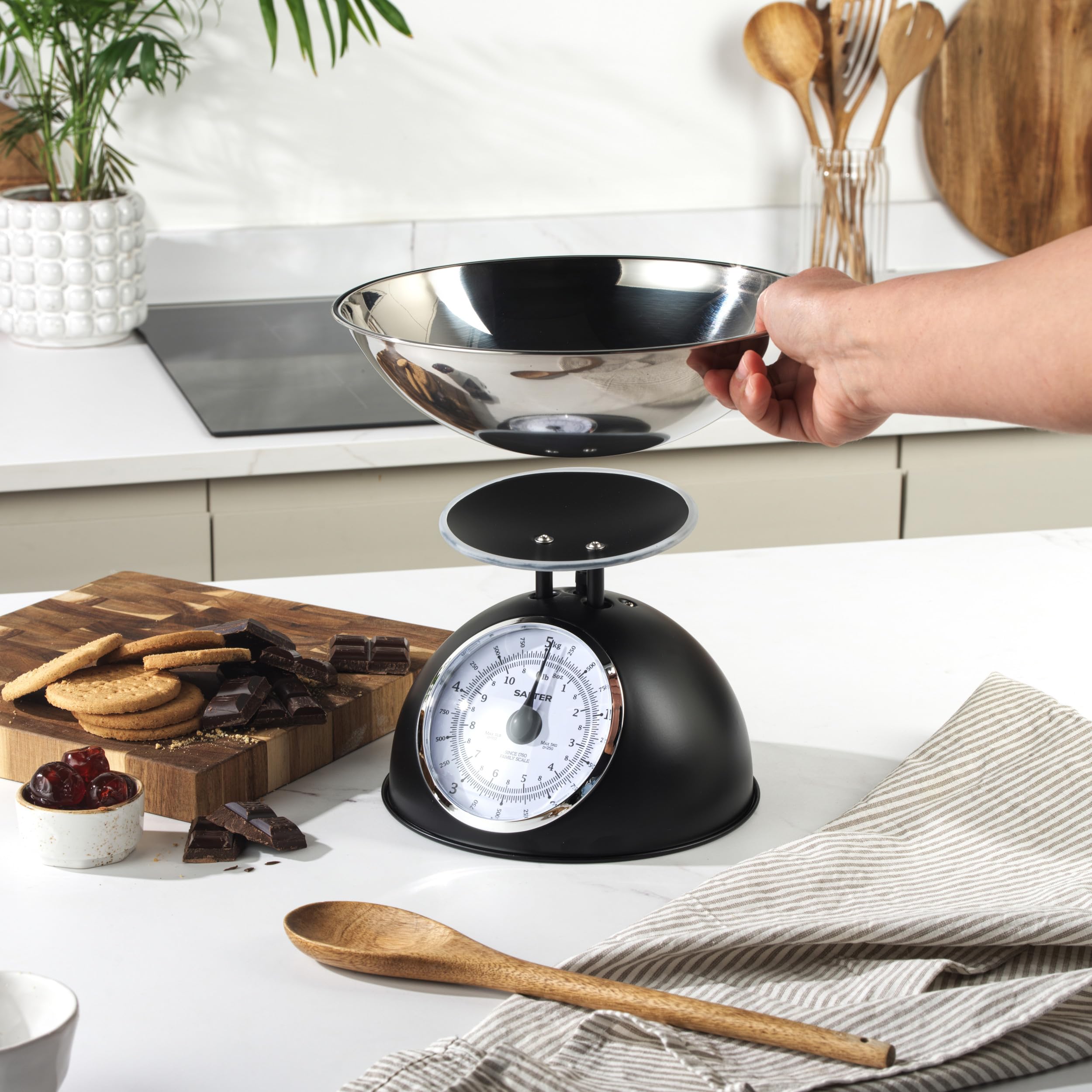 Salter Timeless Balance de cuisine mécanique 5 kg, sans pile