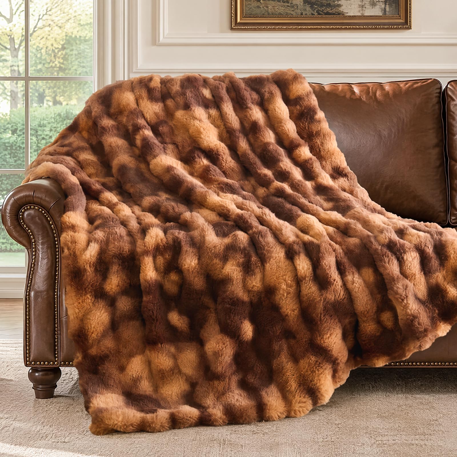 IKALIFE Faux Rabbit Fur Throw, 230 x 270 cm Soft Warm Cosy Bubble Blanket