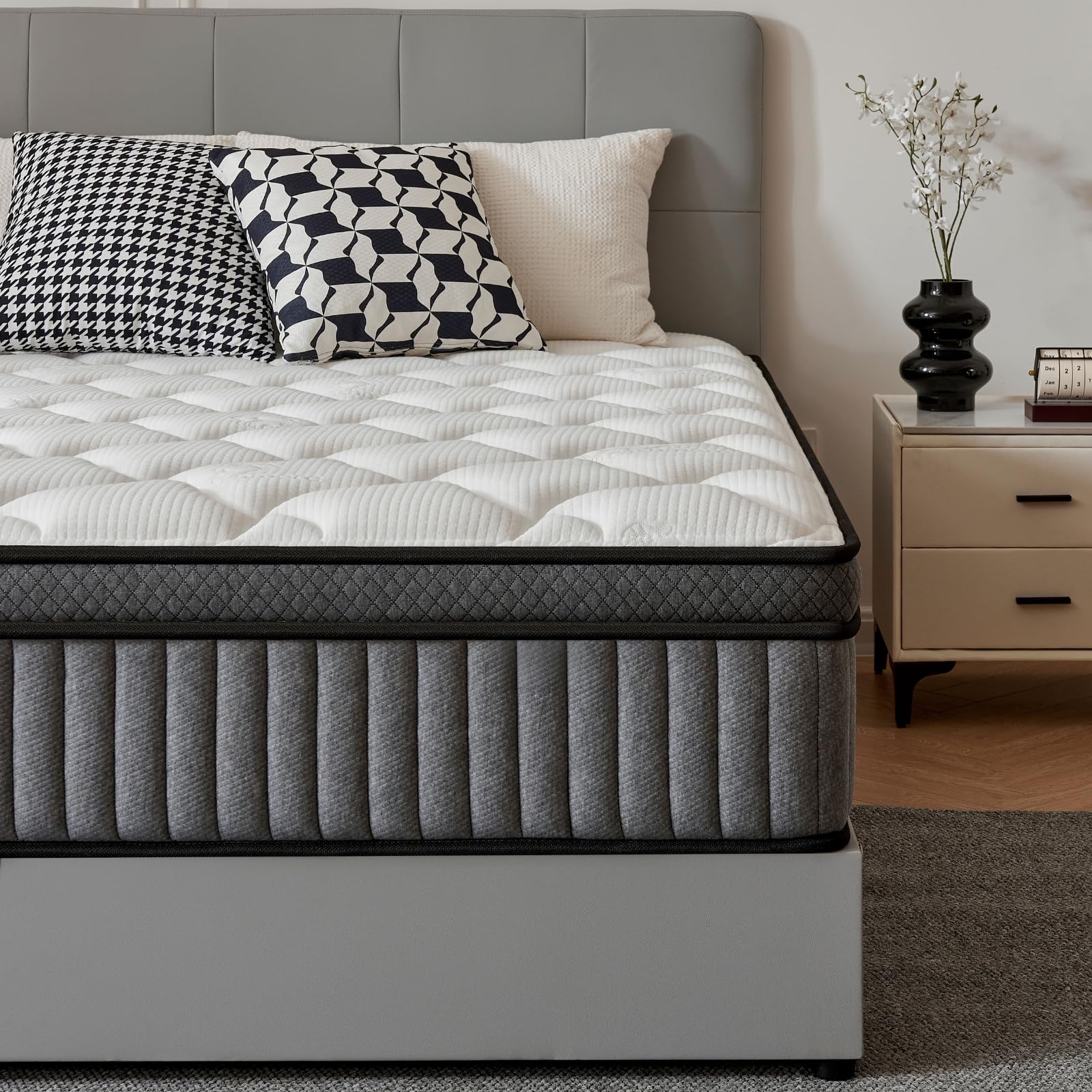 Photo 1 of Arcticus King 14" Hybrid Mattress
