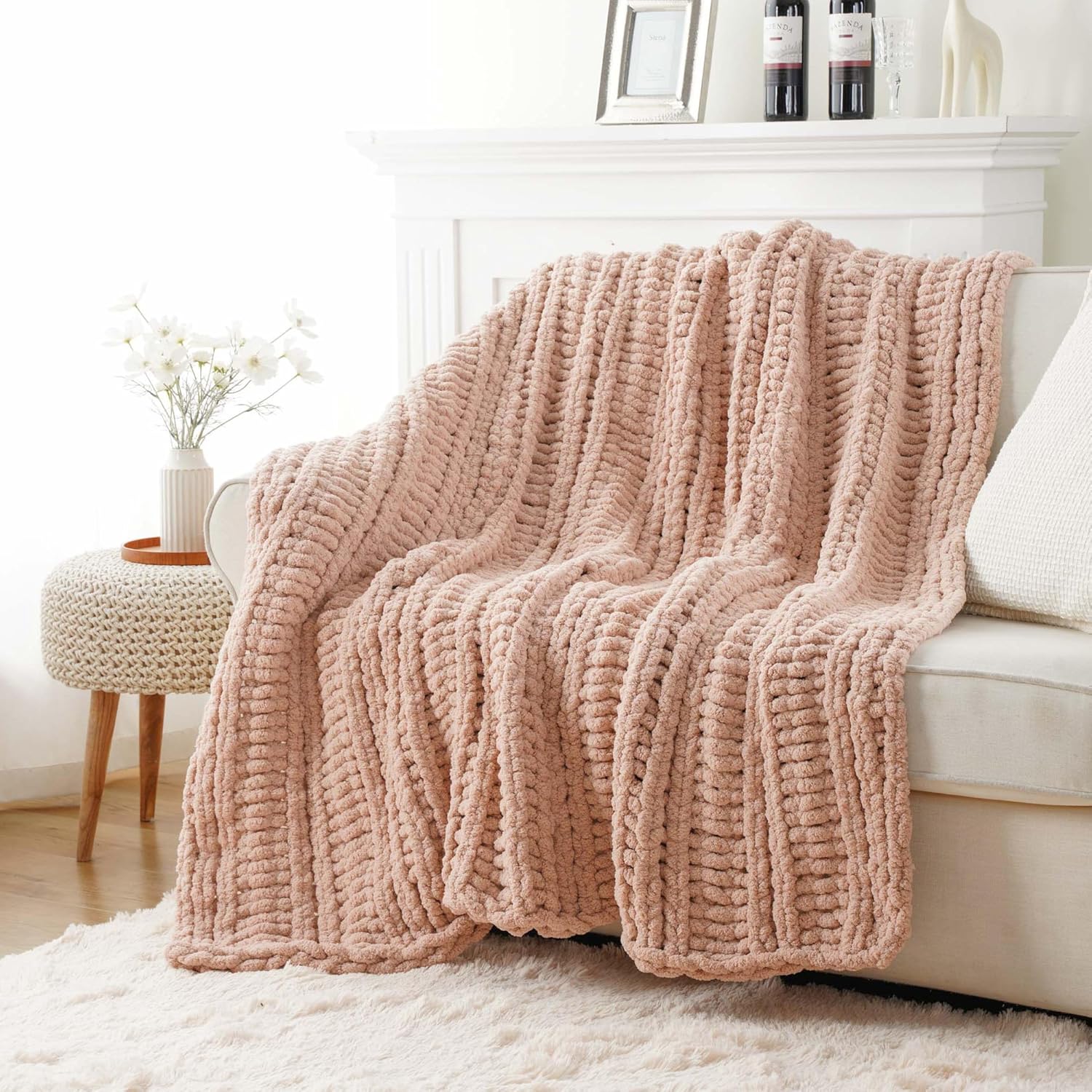 Battilo Chunky Knit Throw Blanket for Couch, 50"x60", Pink Chenille Throw Blanket, Super Soft Cozy Warm Cable Knitted Blankets for Bed, Sofa, Living Room