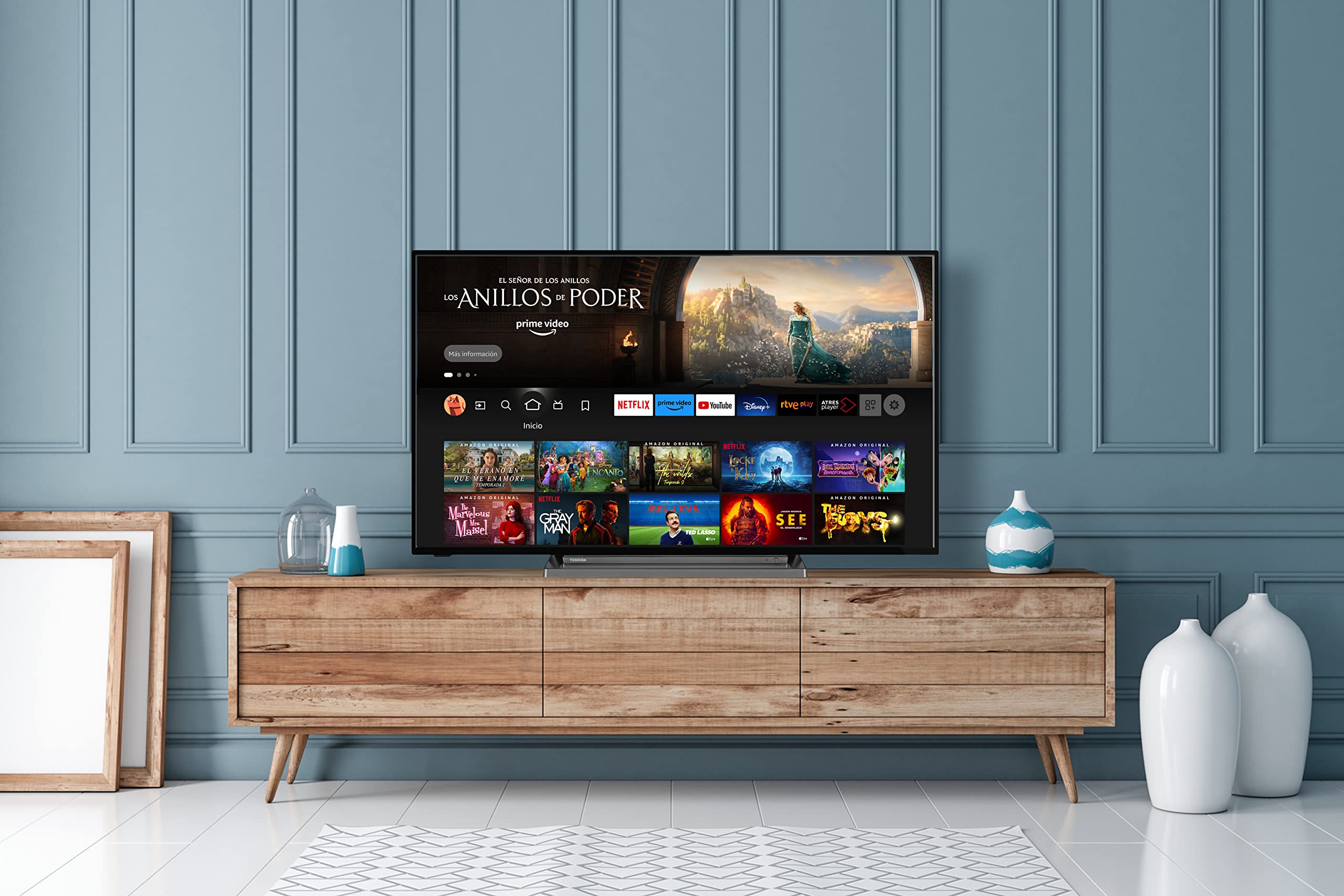 Toshiba Smart Fire TV 55" Ultra HD 55UF3D63DA, TV 4K 55 Pollici con Alexa Integrata, Televisore LED Compatibile con Alexa, DVB-T2, Tecnologia LED, Dolby Vision HDR10, HDMI 2.1, Dolby Atmos