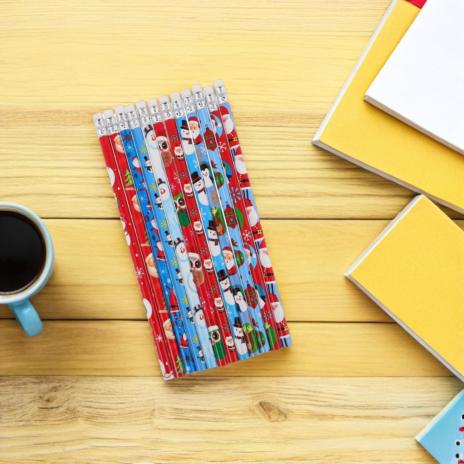 Cabilock 288 Weihnachts Bleistift mit Kawaii Design Komfortabler Griff und Verschmierungsfrei für Schulfeiern