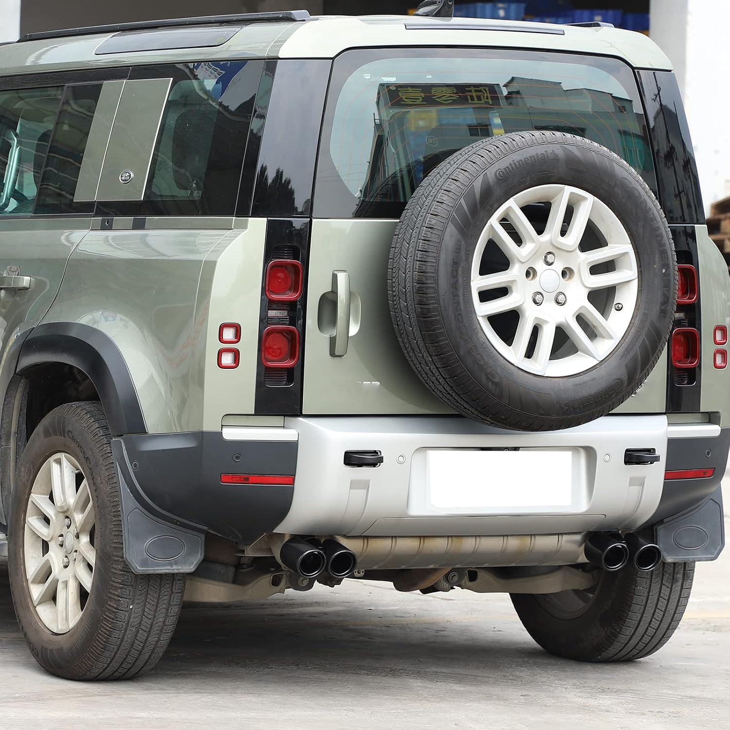 PIUGILH Real Carbon Fiber Rear&Stainless Steel End Pipe Exhaust Muffler Trim for Land Rover Defender 90 110 2020-2023 Dual Exhaust Tip Polished Muffler Tail Fit Bolt-On Double Outlet Tail Pipe