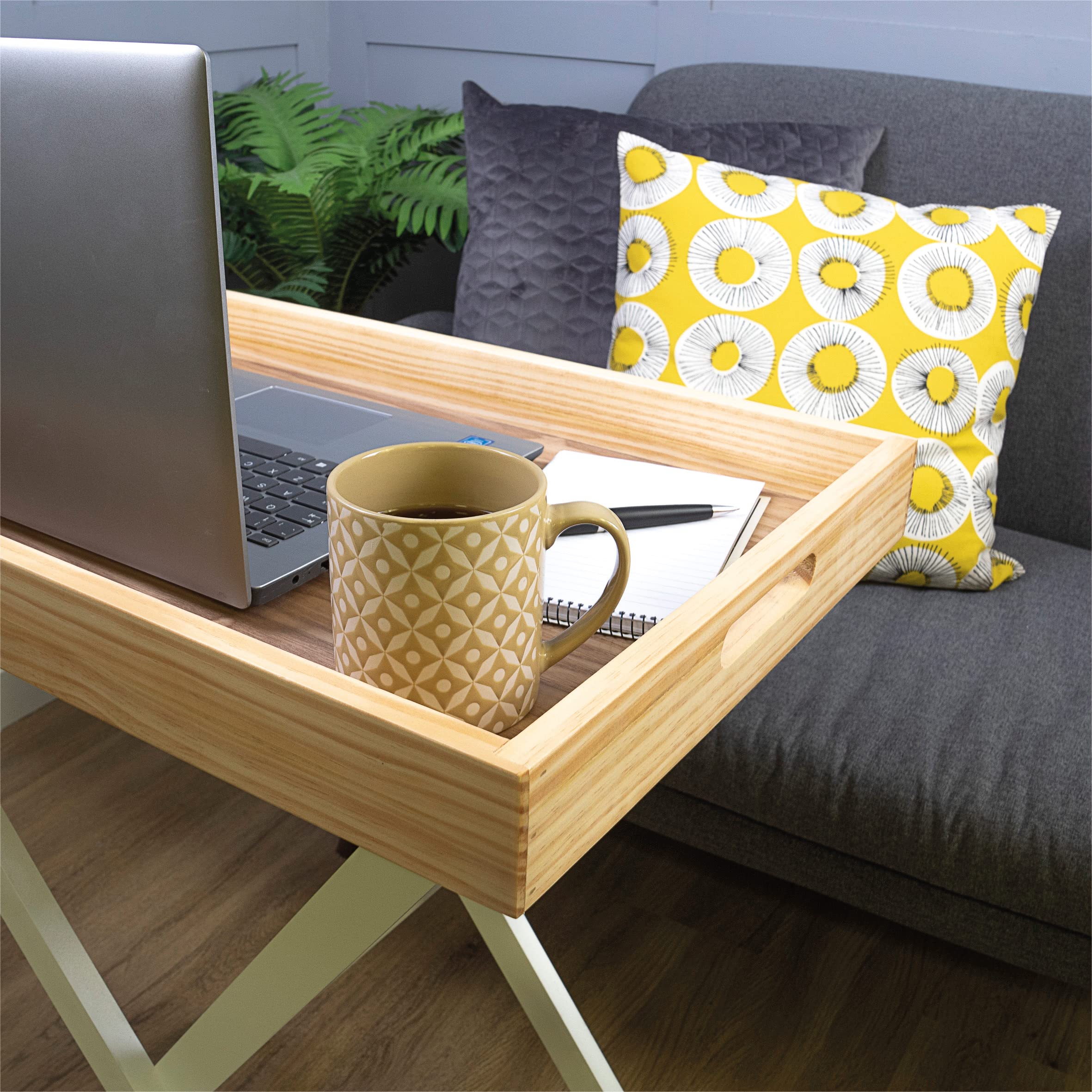 St Helens Home and Garden - Bandeja plegable con bandeja extraíble, ideal para servir bebidas y aperitivos (blanco)