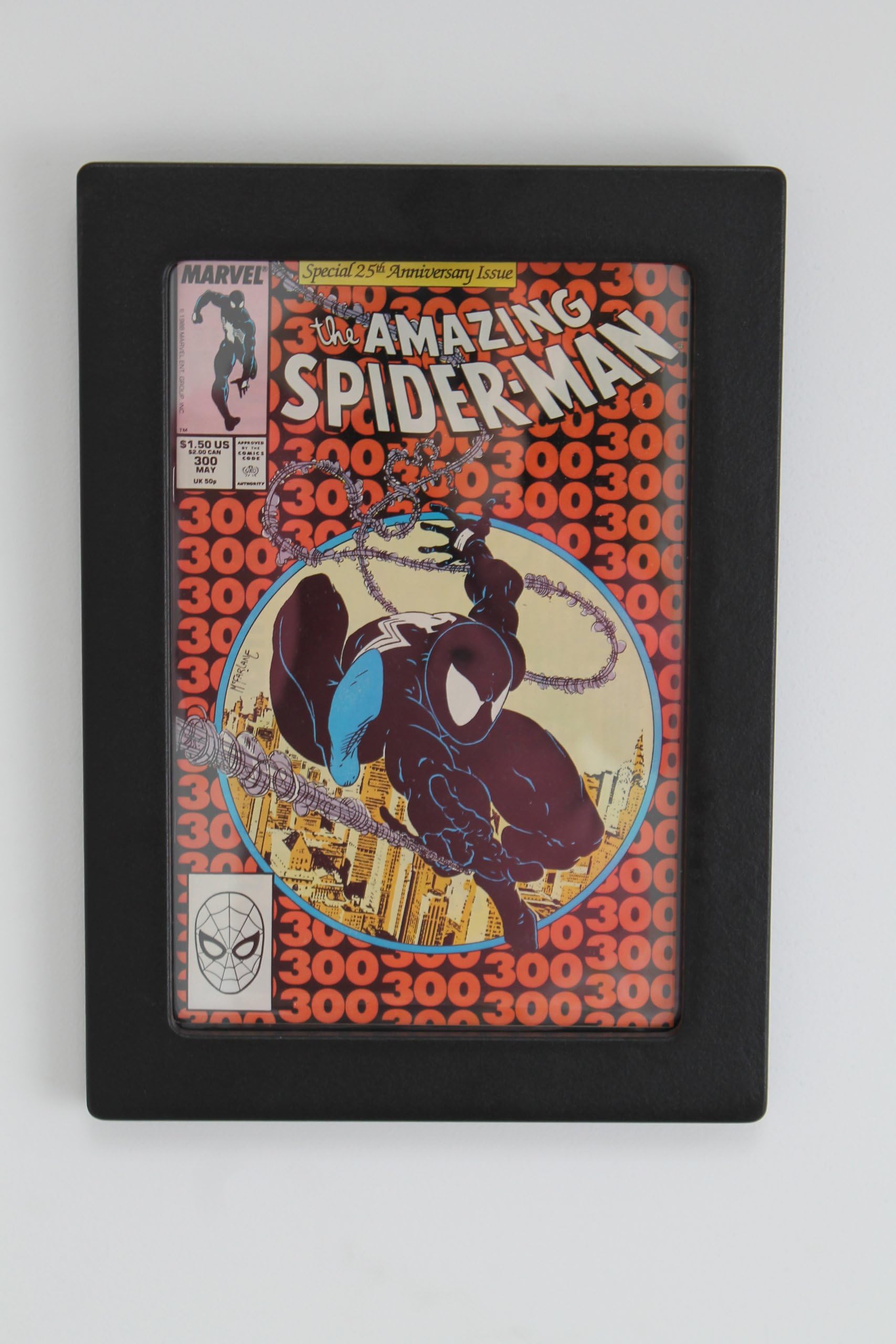 Comic Book Frame Black Wood Wall Display POD 99% UV Safe Protection Museum Edition