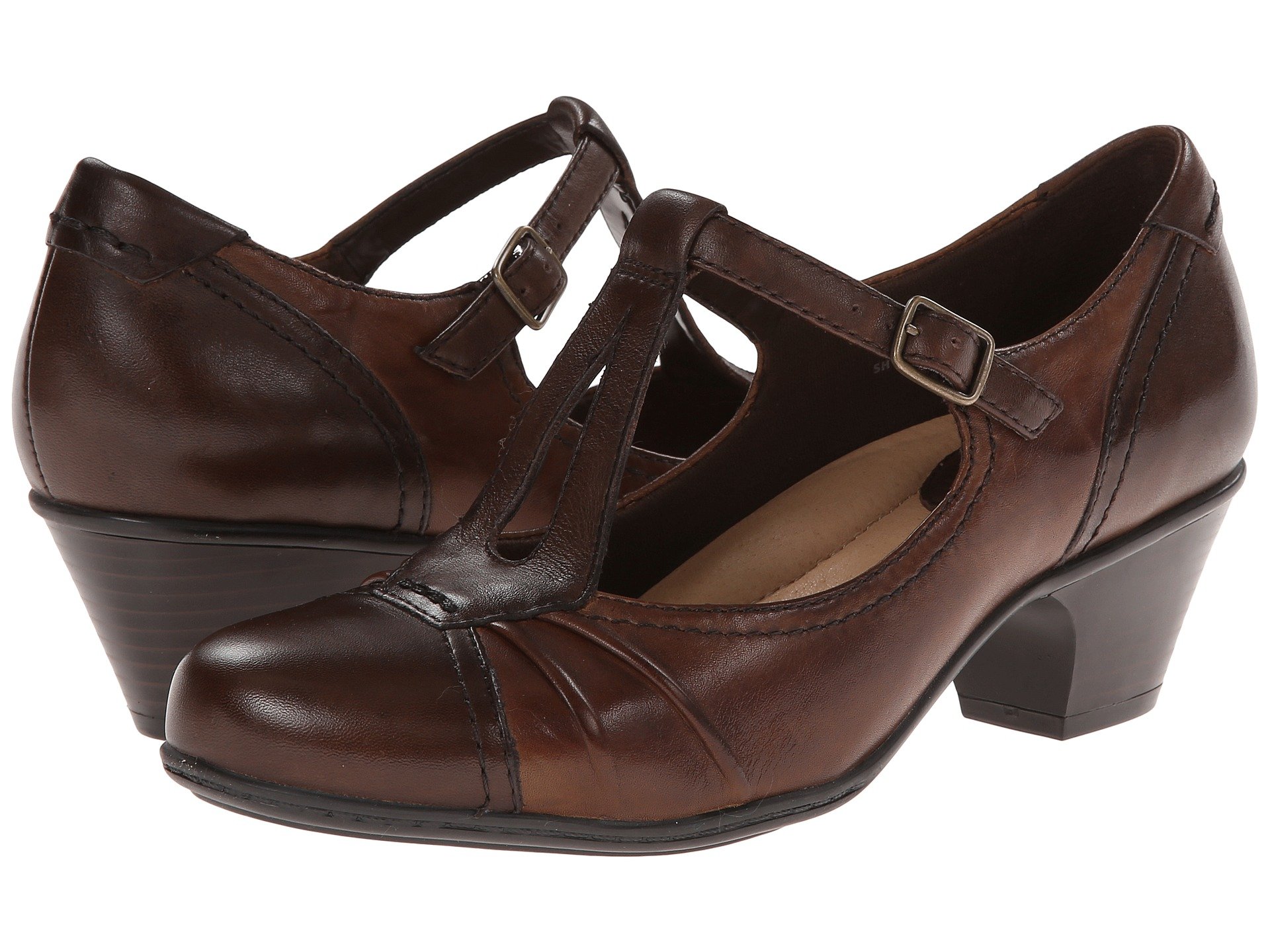 earth wanderlust pumps