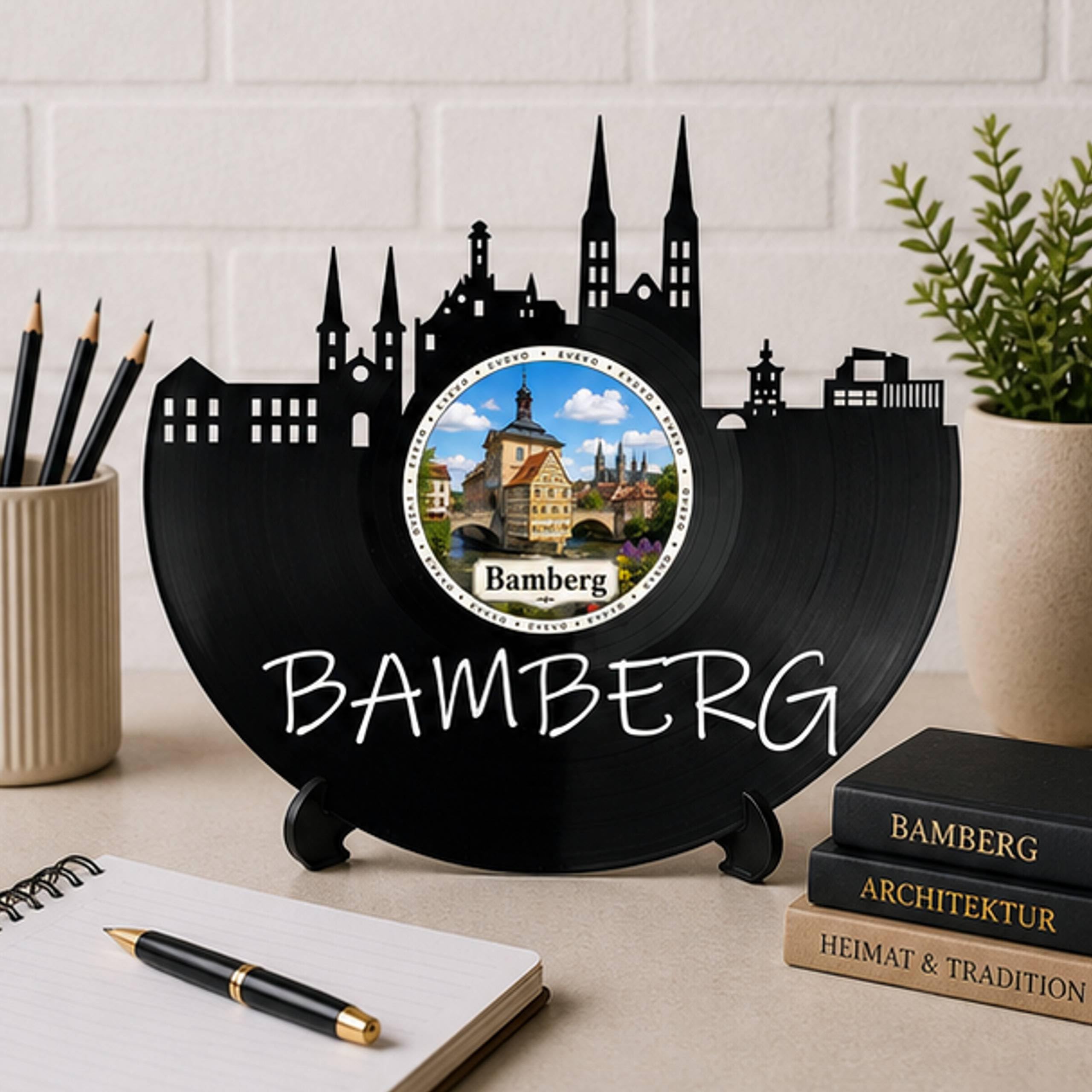 EVEVO Decorazione da parete a forma di disco di Bamberg, in vinile, arte da parete con skyline di Franken, regalo per gli appassionati di Bamberg, vecchio municipio e amanti del patrimonio D0040