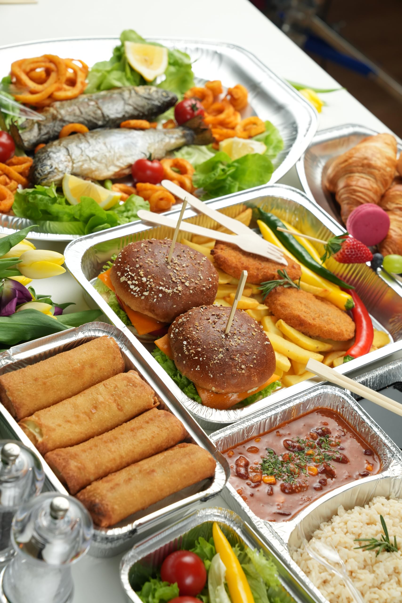 Inoverse 1000 bandejas de aluminio con tapa de 887 ml – 21,7 x 11,2 x 5,4 cm bandejas de aluminio para barbacoa y goteo para barbacoa, cocina y horneado – bandejas desechables para recoger grasa