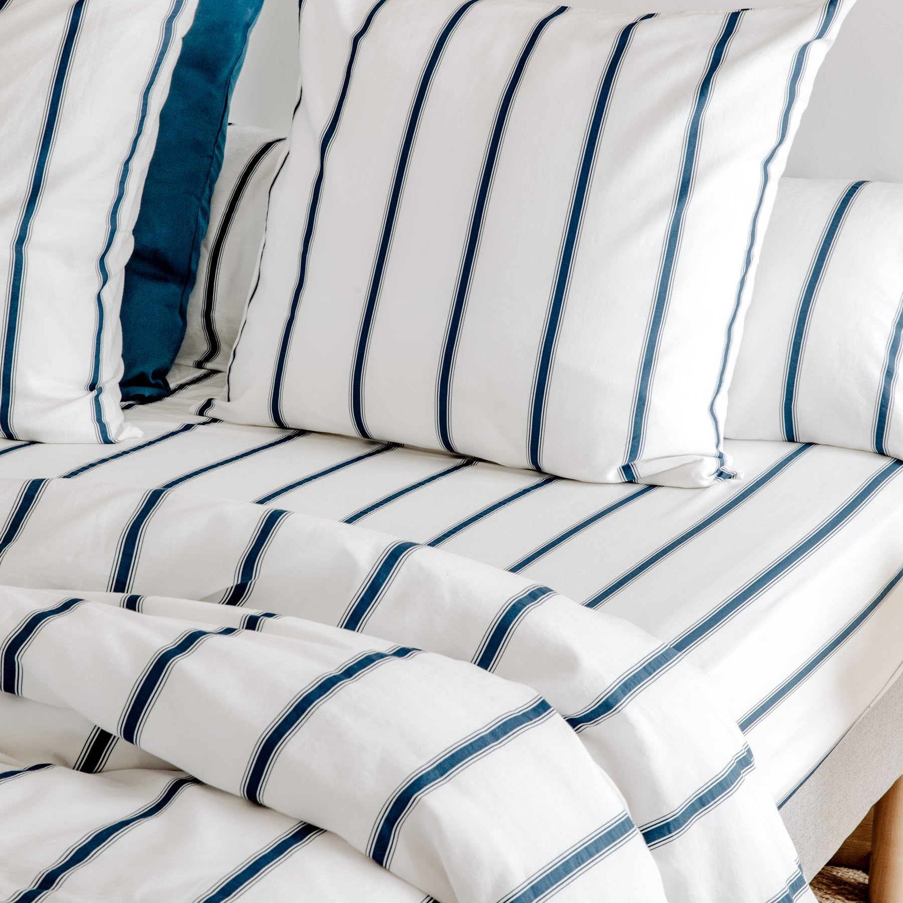 Kadolis - Sábana Bajera Adulto 160x200 cm Baïa Algodón Ecológico Rayas - 100% Algodón Ecológico Gots - Funda de colchón de 30 cm de Grosor - Estampado de Rayas - Ropa de Cama Made in Portugal