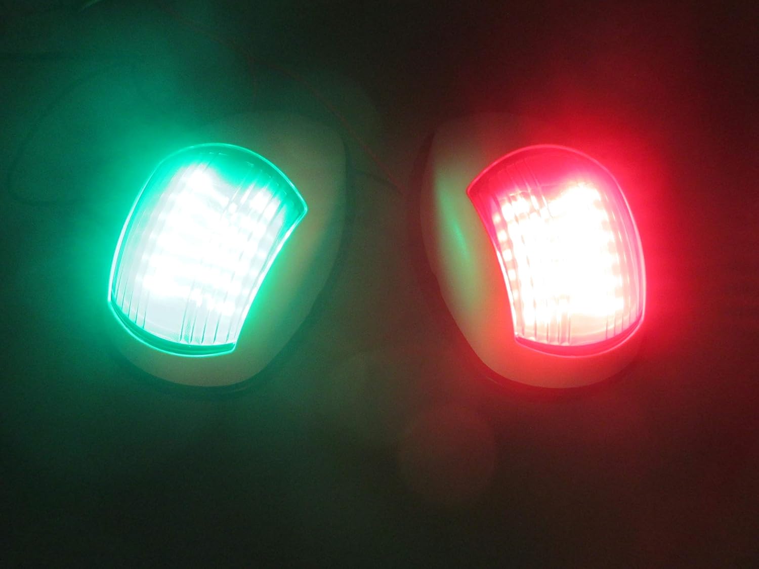 Pactrade Marine Boat Navigation Lights Red and Green LED Side Lights (Vertical Mount) - 1 NM White Housing | Green Starboard Red Port Navigation Lights for Boats LED