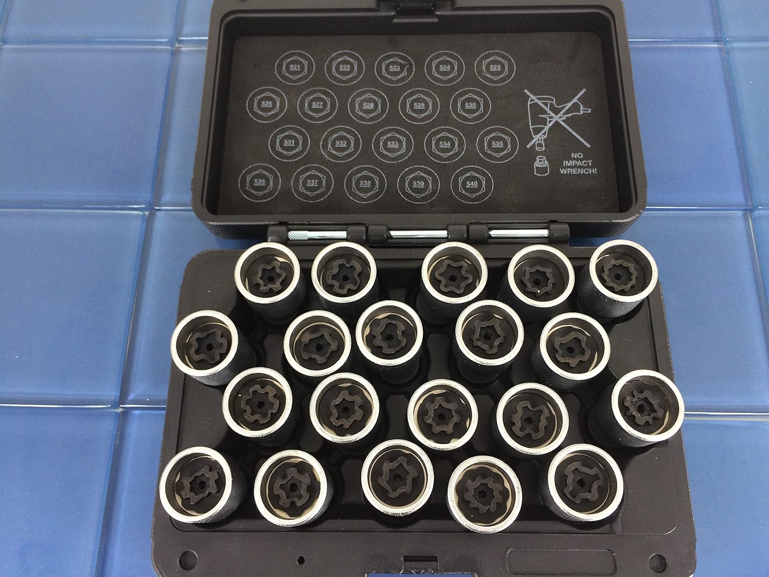 TMAX 20 pc Wheel Lock Lugnut Anti-Theft Screw Lug Nut Removal Key Socket Set for Vw Audi Vag Volkswagen