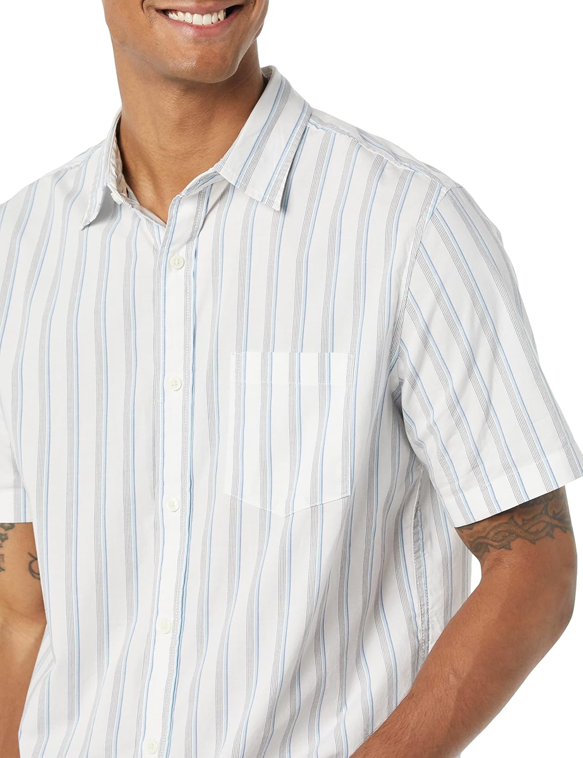 Amazon Essentials Short Sleeve Shirt for Men, Available in Big & Tall - Image 2