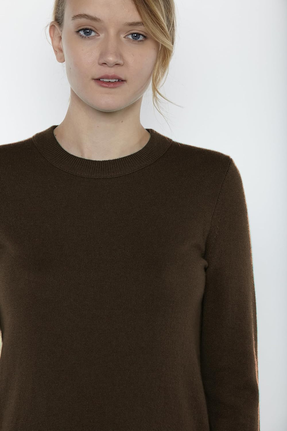 JENNIE LIU Women's 100% Pure Cashmere Crew Neck Sweater, Tight Knit Cozy Soft Hand Washable Long Sleeve Pullover - Image 3