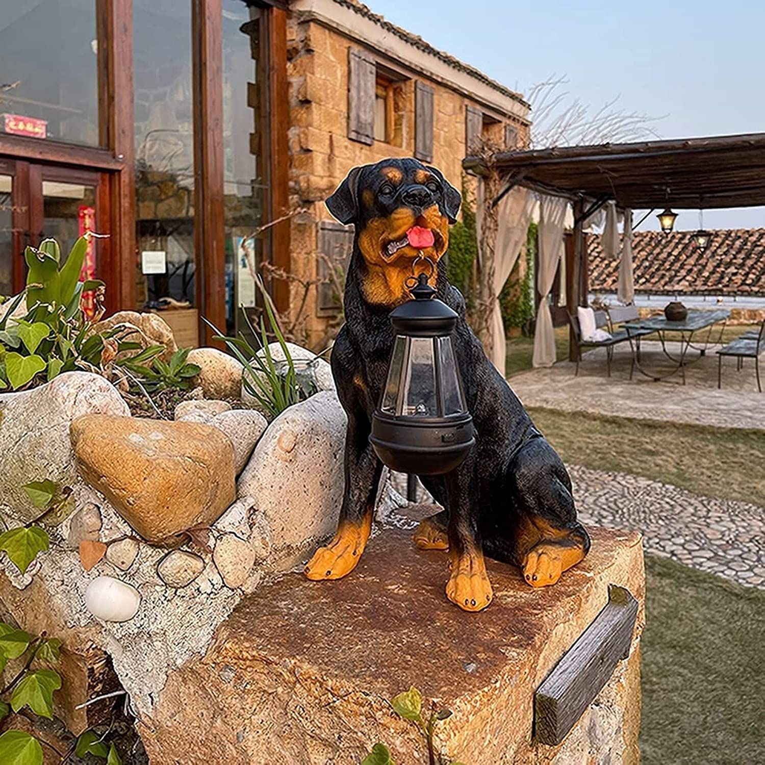 Adorno De Jardín para Perros Al Aire Libre Con Luz Solar, Estatua De Exterior Rottweiler, Estatuas De Jardín De Perro Realistas Con Luz, Luz Solar De Paisaje Del Césped