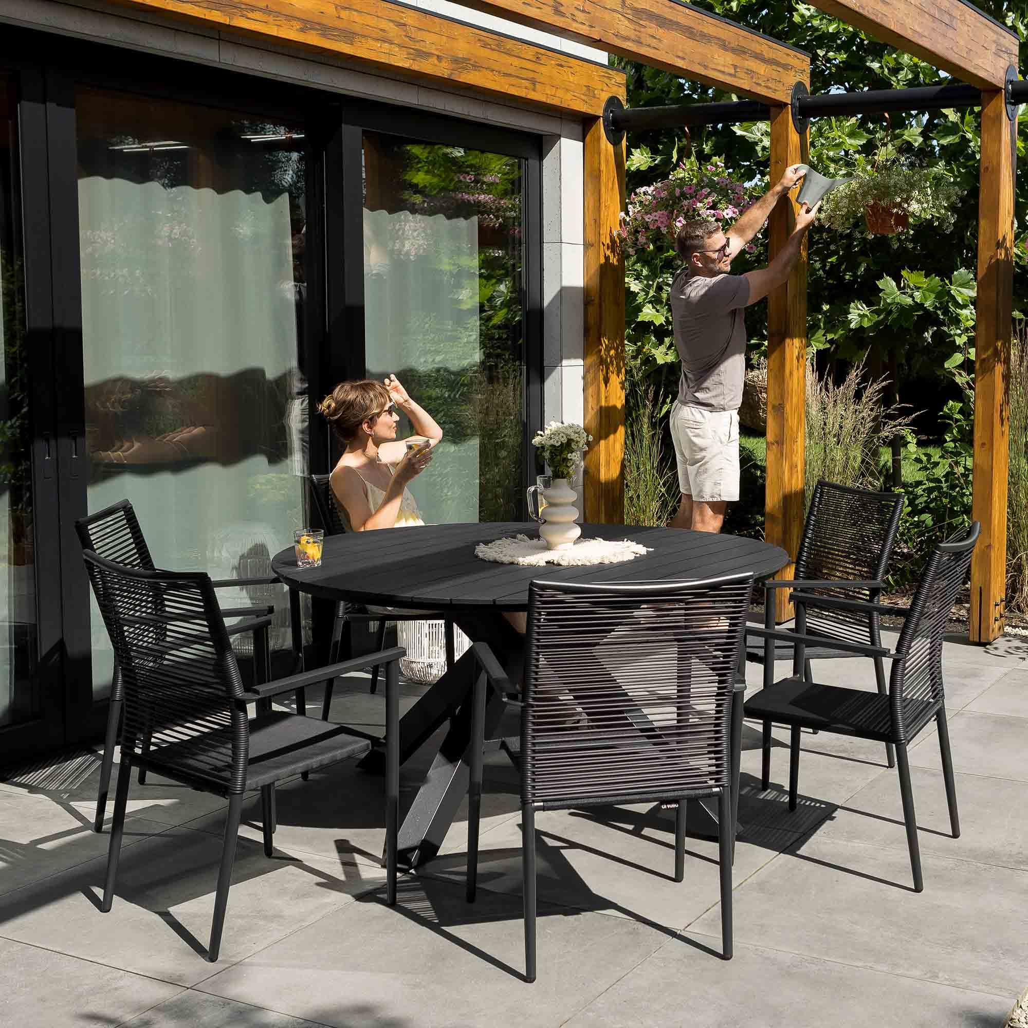 di volio Gartentisch Ravello 150 cm rund aus Aluminium Holzoptik wetterfest | 8 Personen, Nivellierfüße, X-Gestell, UV-beständig, pflegeleicht, leicht, Terrasse, Familienfeste