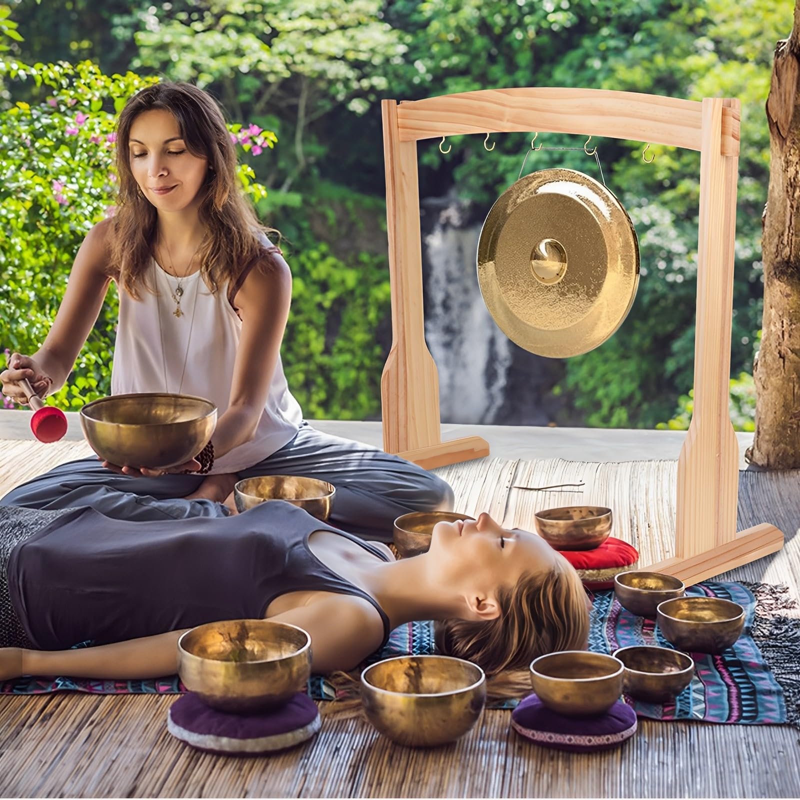 Der Koshi-Glockenständer kann einen Gong oder fünf Glockenspiele aufnehmen, der Glockenständer ist einfach zu montieren für Klangheilung, Meditation