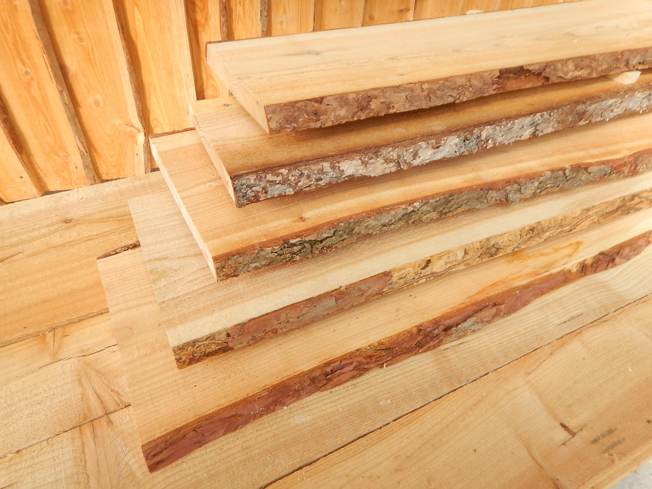 Schwartenbrett Lärche 200 cm / 2,0 m unbesäumt rustikal Deko Zaun retro Brett Bohle 4 Stück