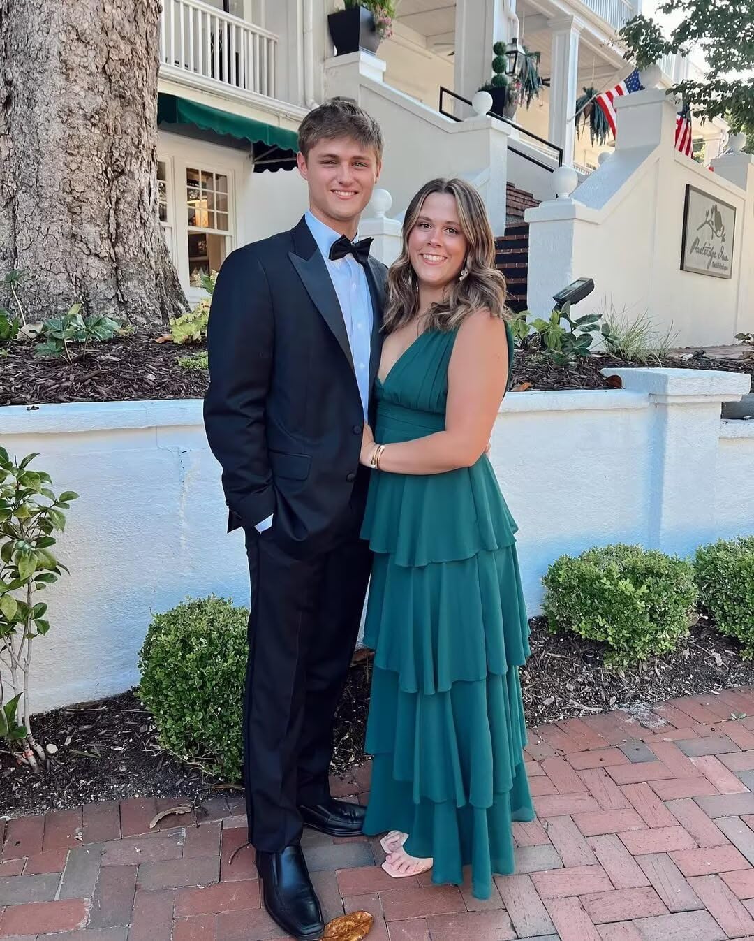 Stormy Blue Sleeveless Formal Dresses for Wedding Guest V Neck Tiered Chiffon Ruched Maxi Bridesmaid Dress Size 6