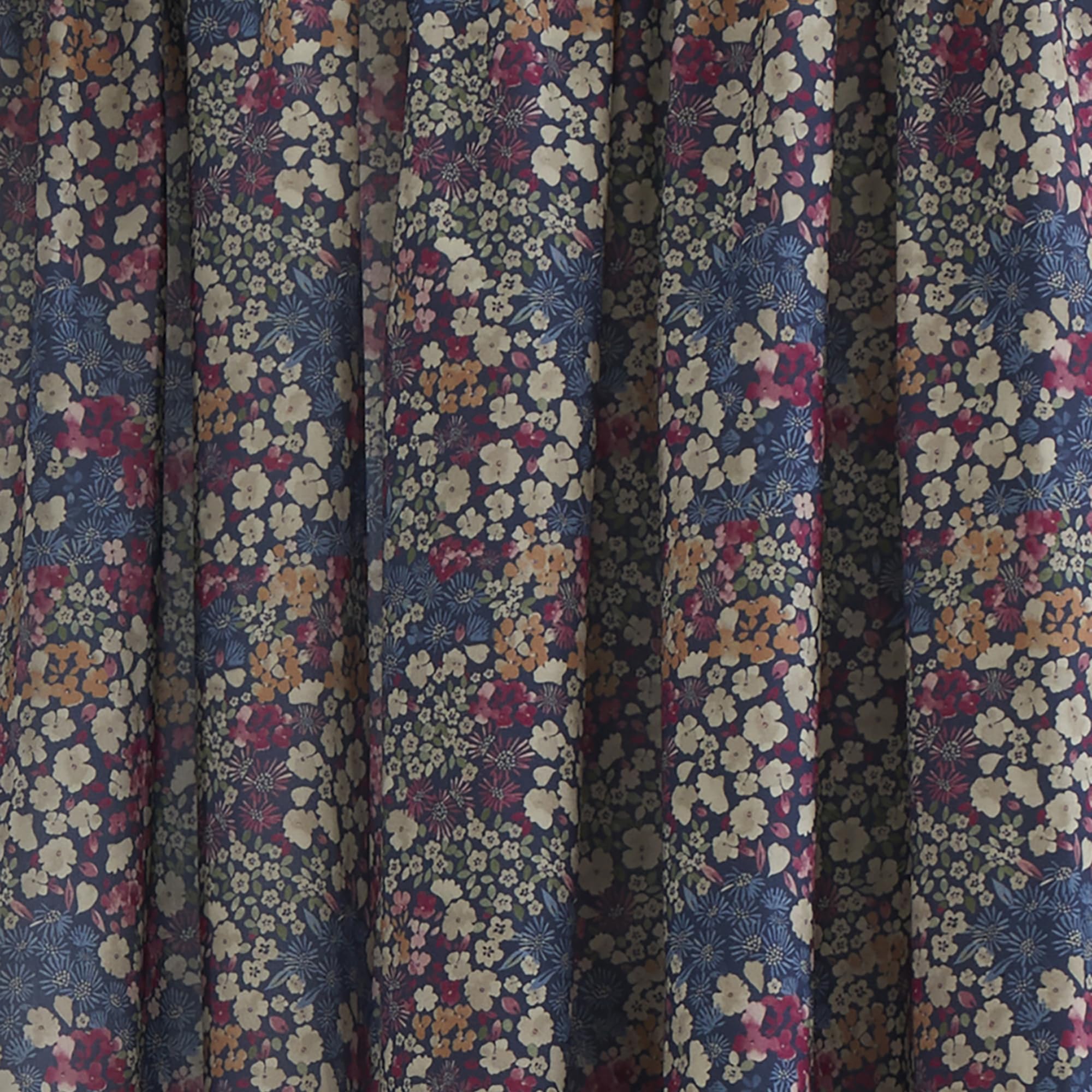 Dreams & Drapes Design Ołówkowe plisowanie, do salonu, 168 x 183 cm, granatowe, 52% poliester z recyklingu, 48% bawełna, filtrowanie światła, w zestawie wiązania, kwiatowy wzór