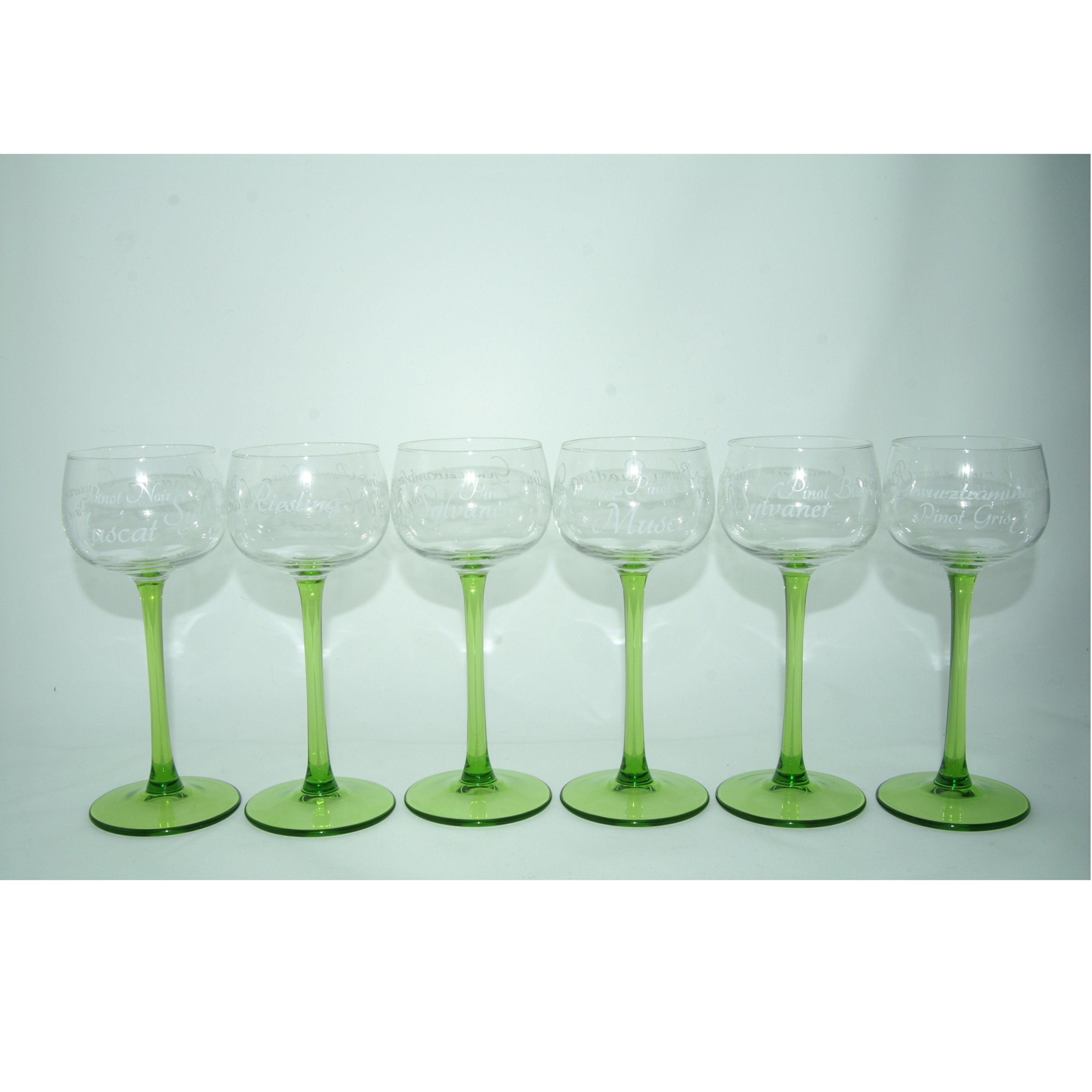 Verres à vin d'Alsace au pied vert Boeckling au design d'exception