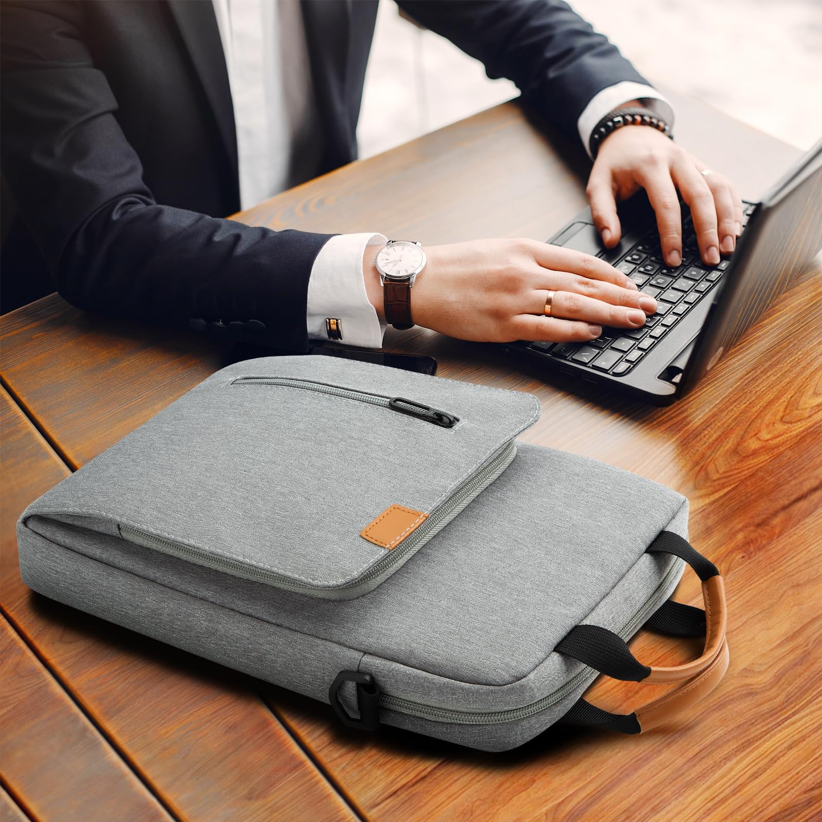 Custodia PC 14 Pollici, Borsa a Tracolla per Computer in Poliestere Impermeabile Compatibile con 14” MacBook Pro M4/M3/M2/M1 2024-2021 Chromebook Notebook, Grigio