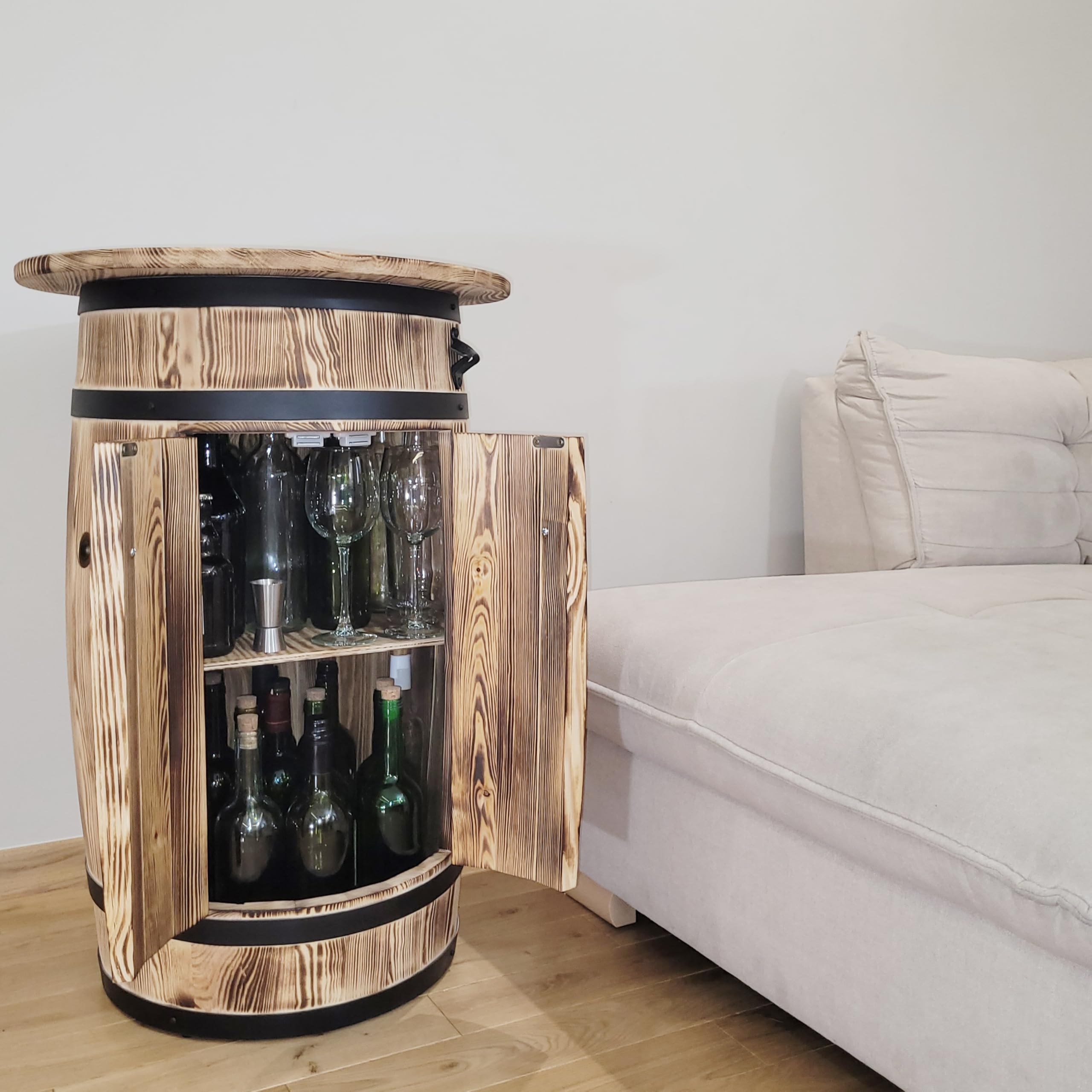 weeco Baril en bois avec étagères et portes pour ranger l'alcool - Meuble de bar avec grande surface de rangement pour 30 à 40 bouteilles - Casier à vin - 80 x 55 x 44 cm - Marron clair