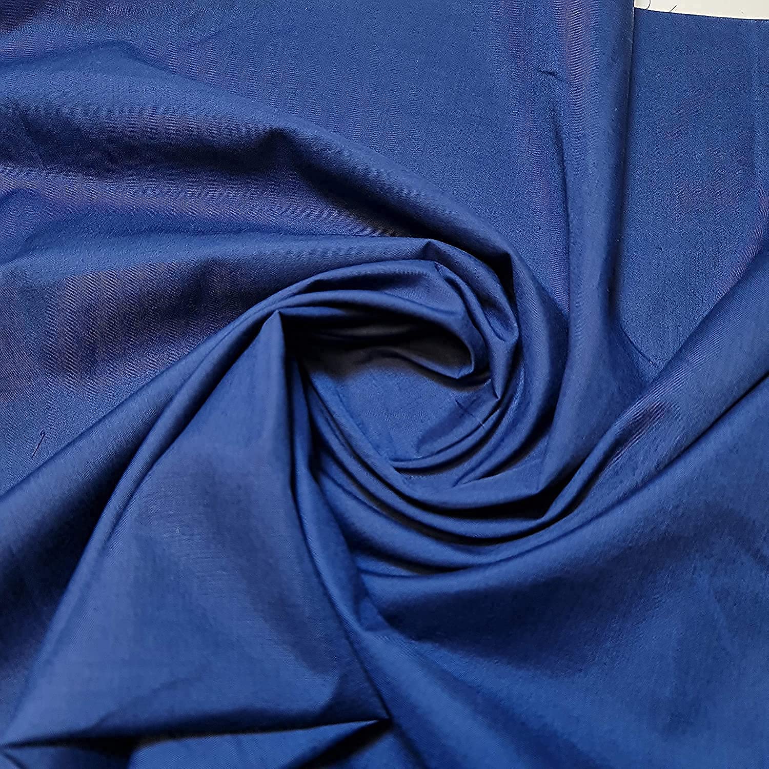 Plain/Solid Dyed Polycotton Dress Craft Fabric Material 45", 112 cm Wide Sold As 1 Meter Pre