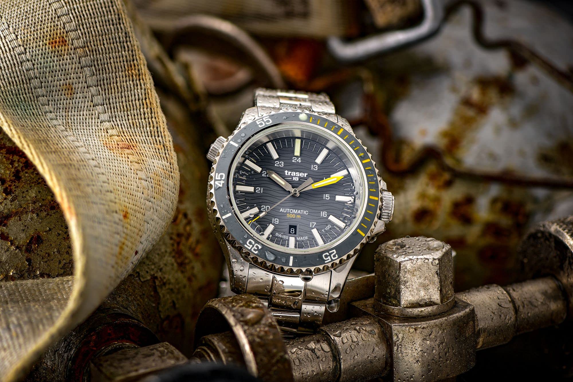 Traser H3 P67 Taucheruhr Automatik 500m, Zifferblatt: grau / T100 / Set mit Spezialbox, Wechselarmband und Verlängerung, Armband