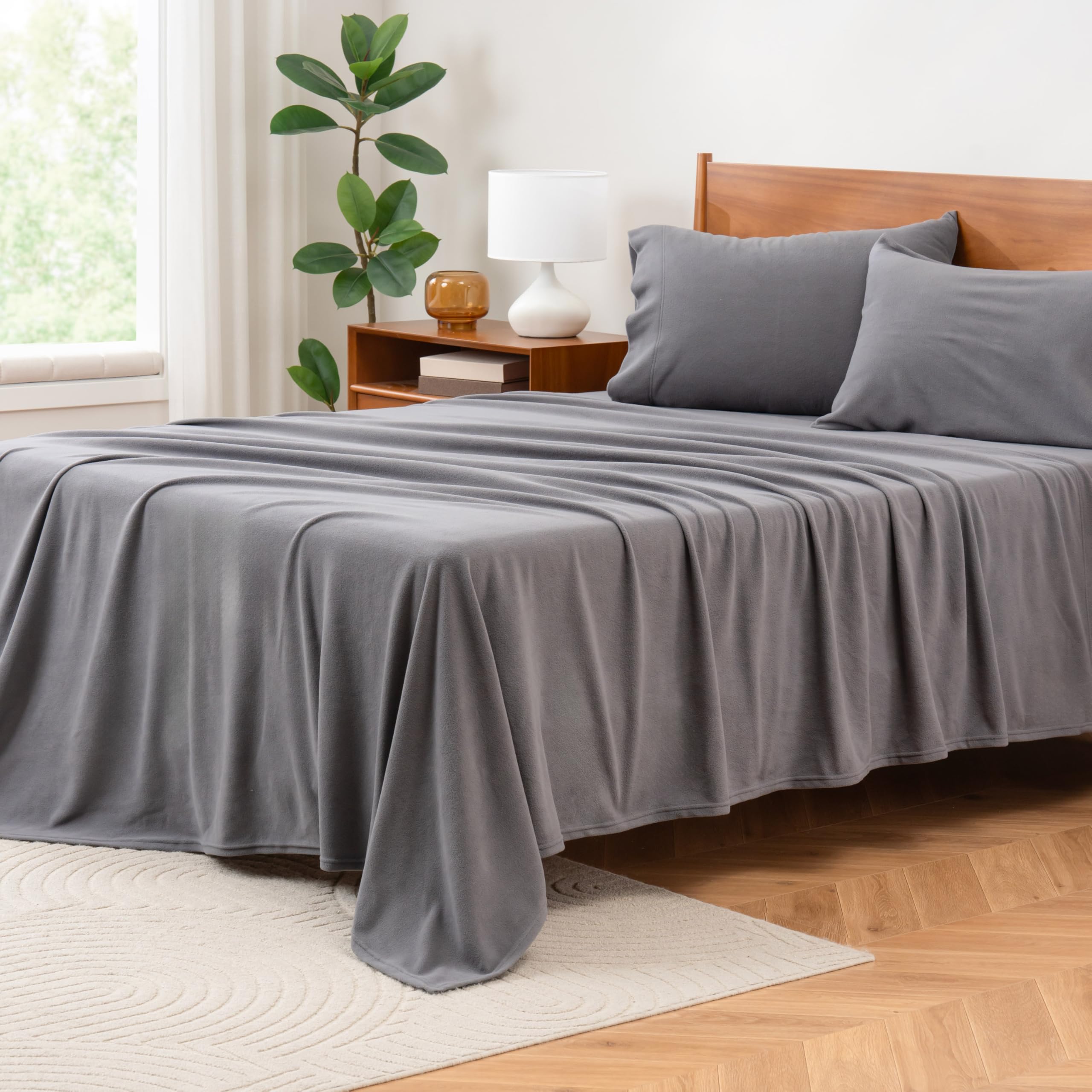 Berkshire BlanketLuxury Soft Microfleece Queen Sheet Set, Warm and Durable, All Season Sheet (Queen, November Rain)