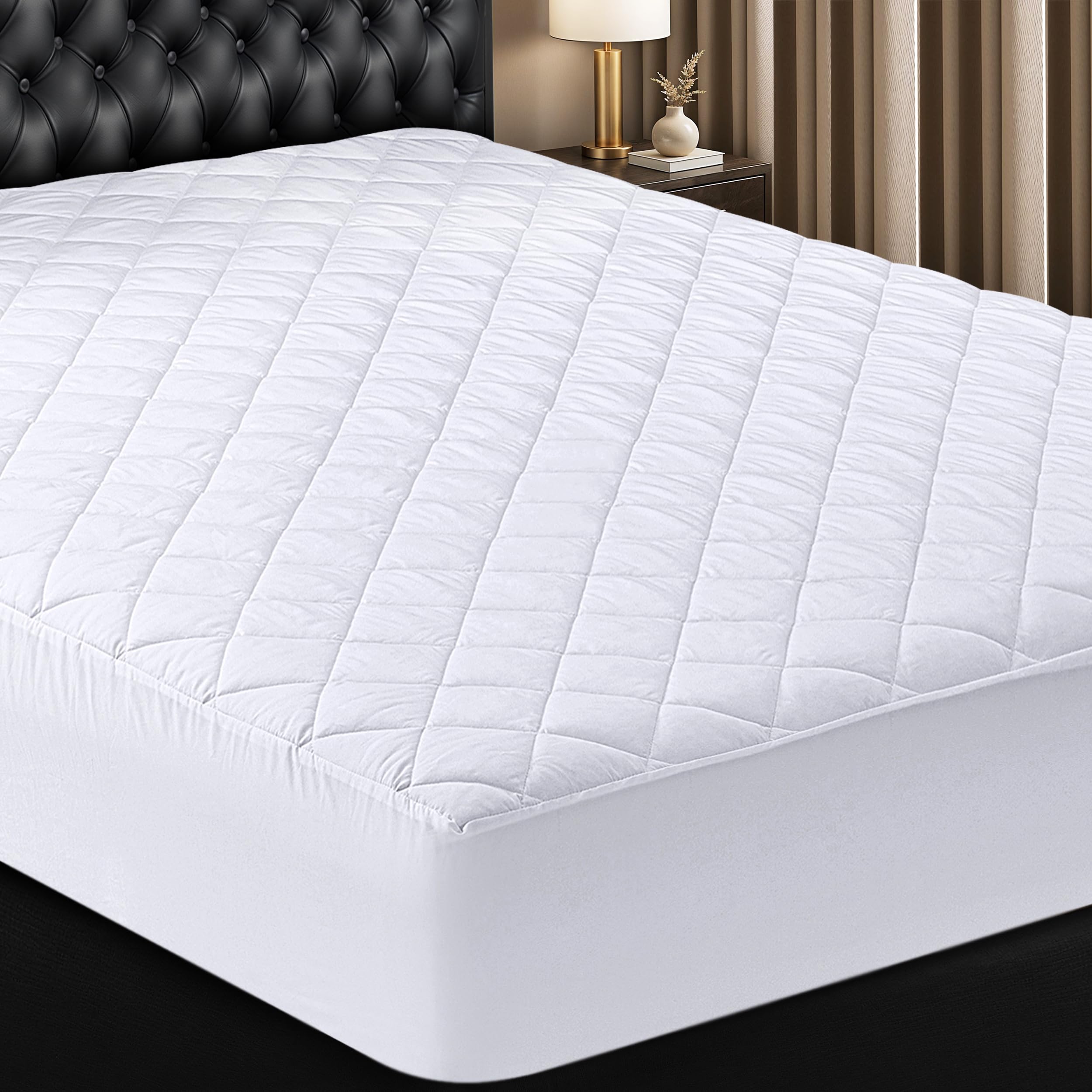 Utopia Bedding Quilted Fitted Mattress Pad (Queen) - Elastic Fitted Mattress Protector - Mattress Cover Stretches up to 16 Inches Deep - Machine Washable Mattress Topper