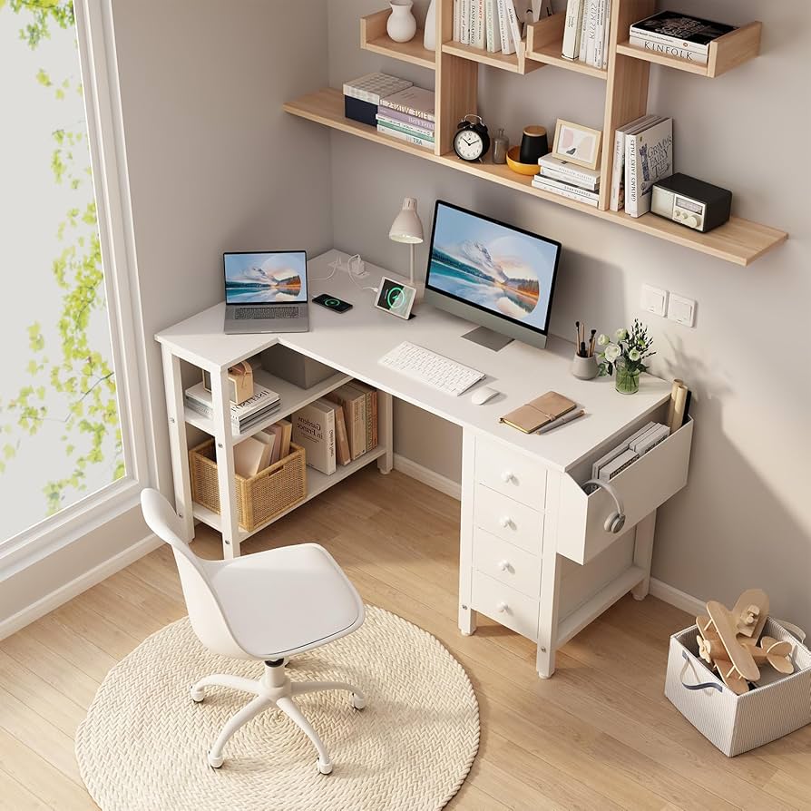 Yornoli L Shaped Computer Desk With Power Outlet, 118CM